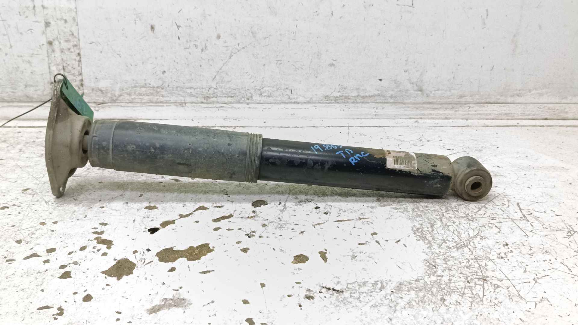 Recambio de amortiguador trasero derecho para volvo v60 kombi plug-in hybrid awd referencia OEM IAM 31360103  