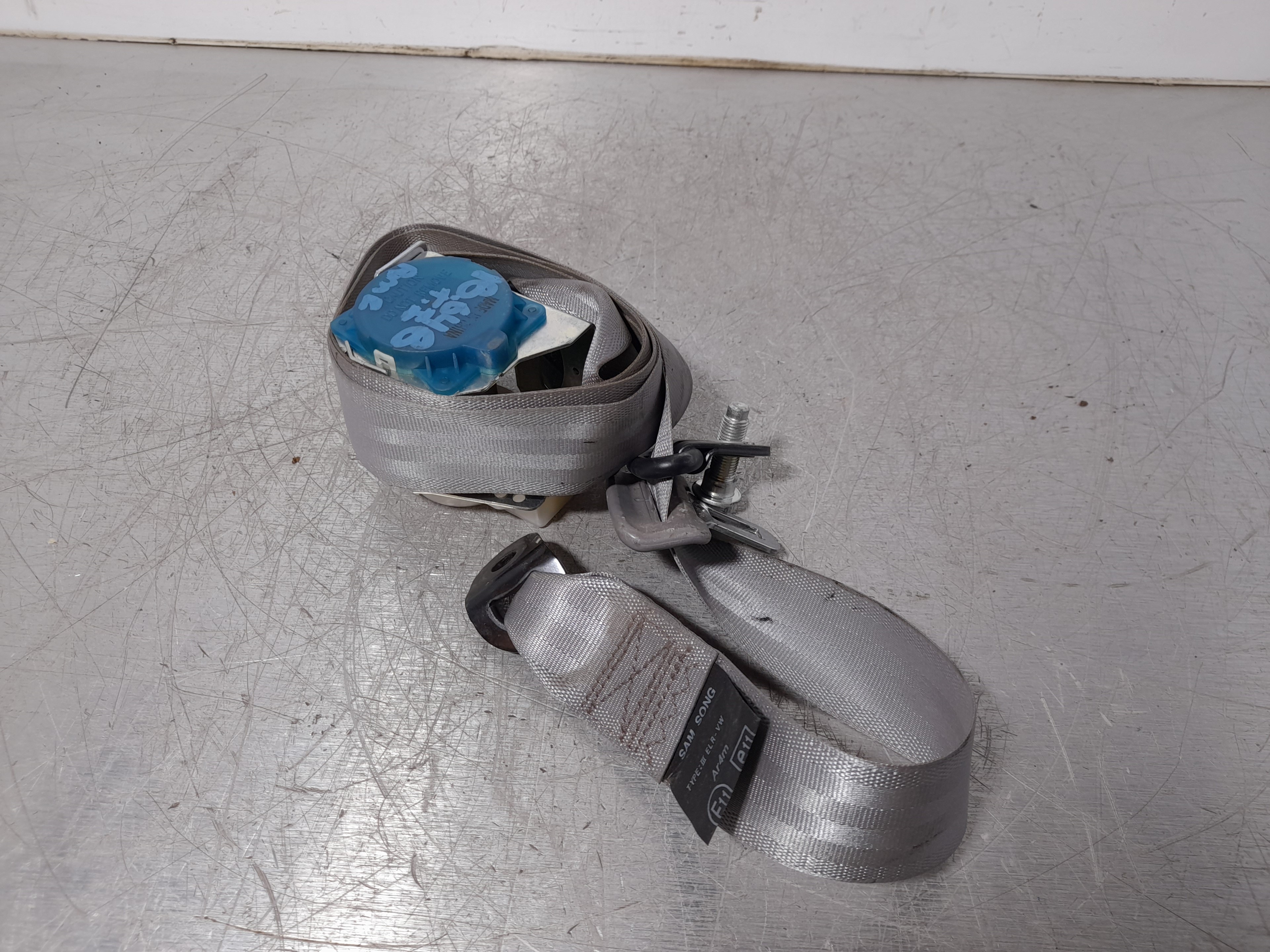 Recambio de cinturon seguridad trasero izquierdo para kia picanto 1.1 active referencia OEM IAM  8981007000NL 