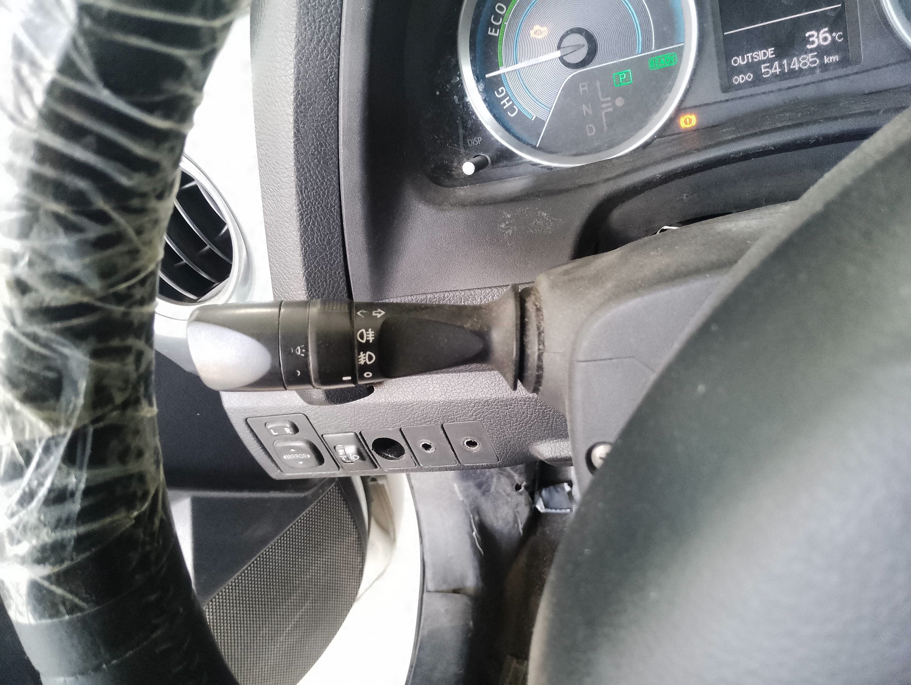 Recambio de mando intermitentes para toyota auris hybrid active referencia OEM IAM   