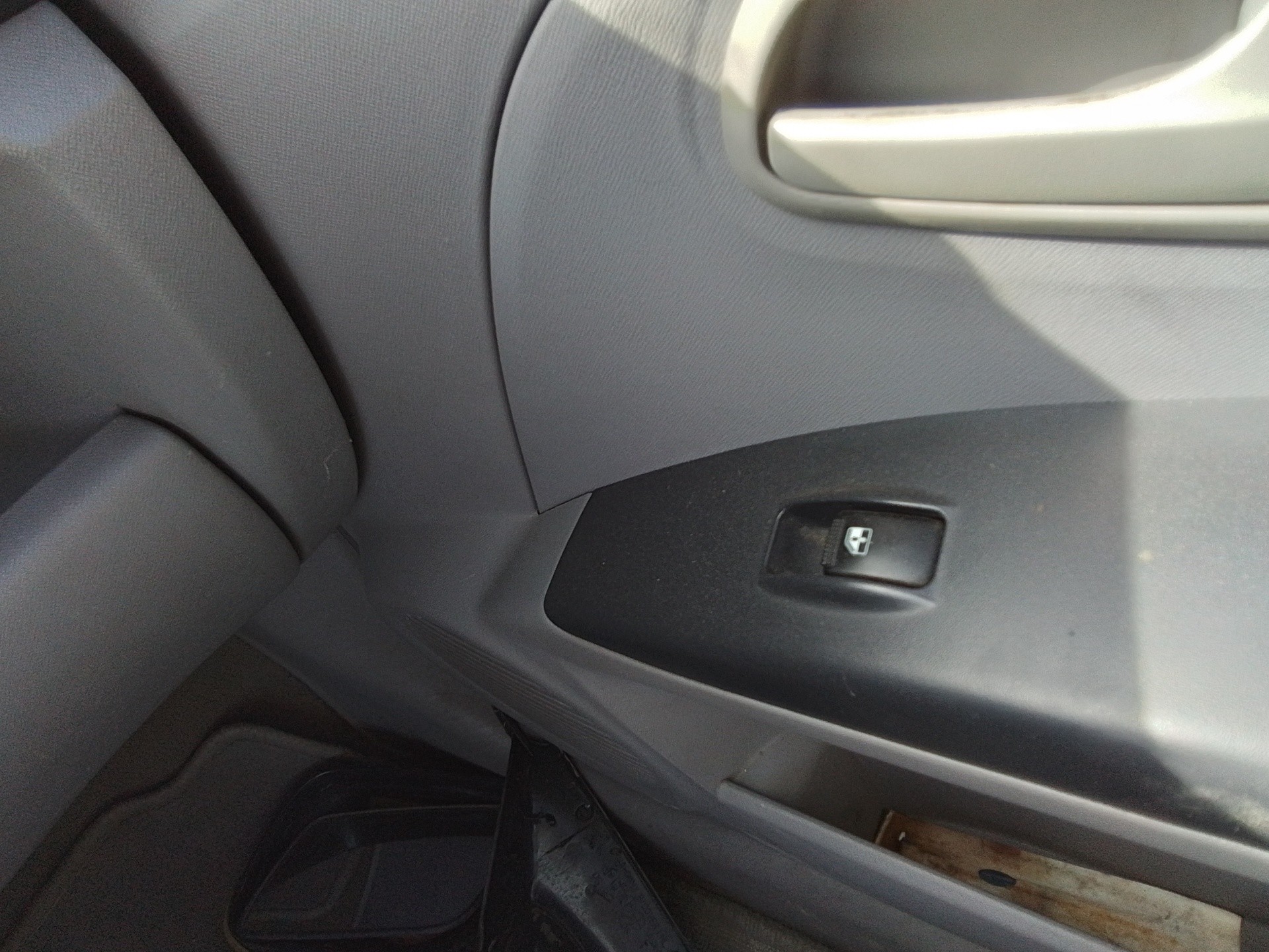 Recambio de mando elevalunas delantero derecho para kia picanto 1.1 active referencia OEM IAM   