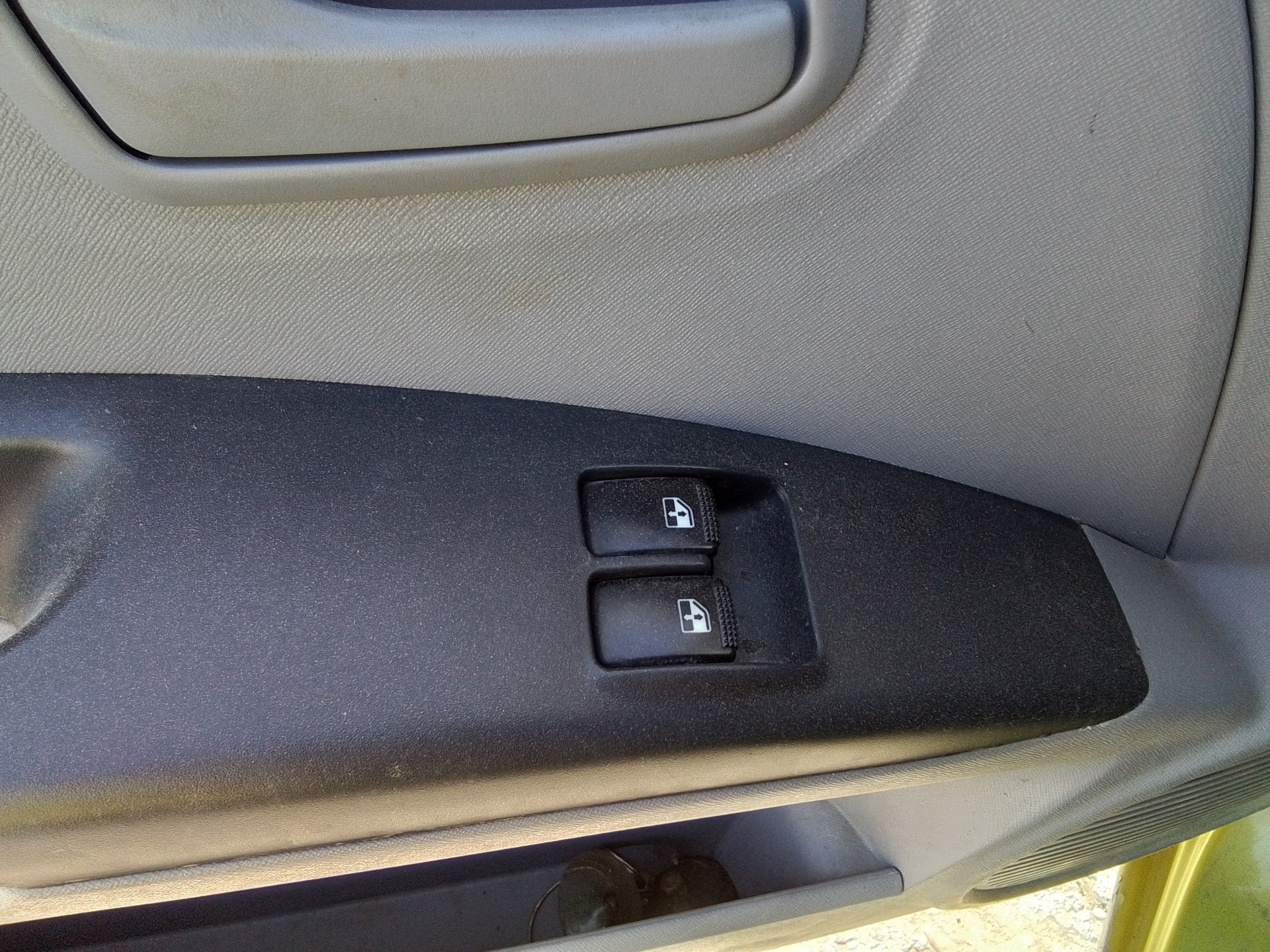 Recambio de mando elevalunas delantero izquierdo para kia picanto 1.1 active referencia OEM IAM   