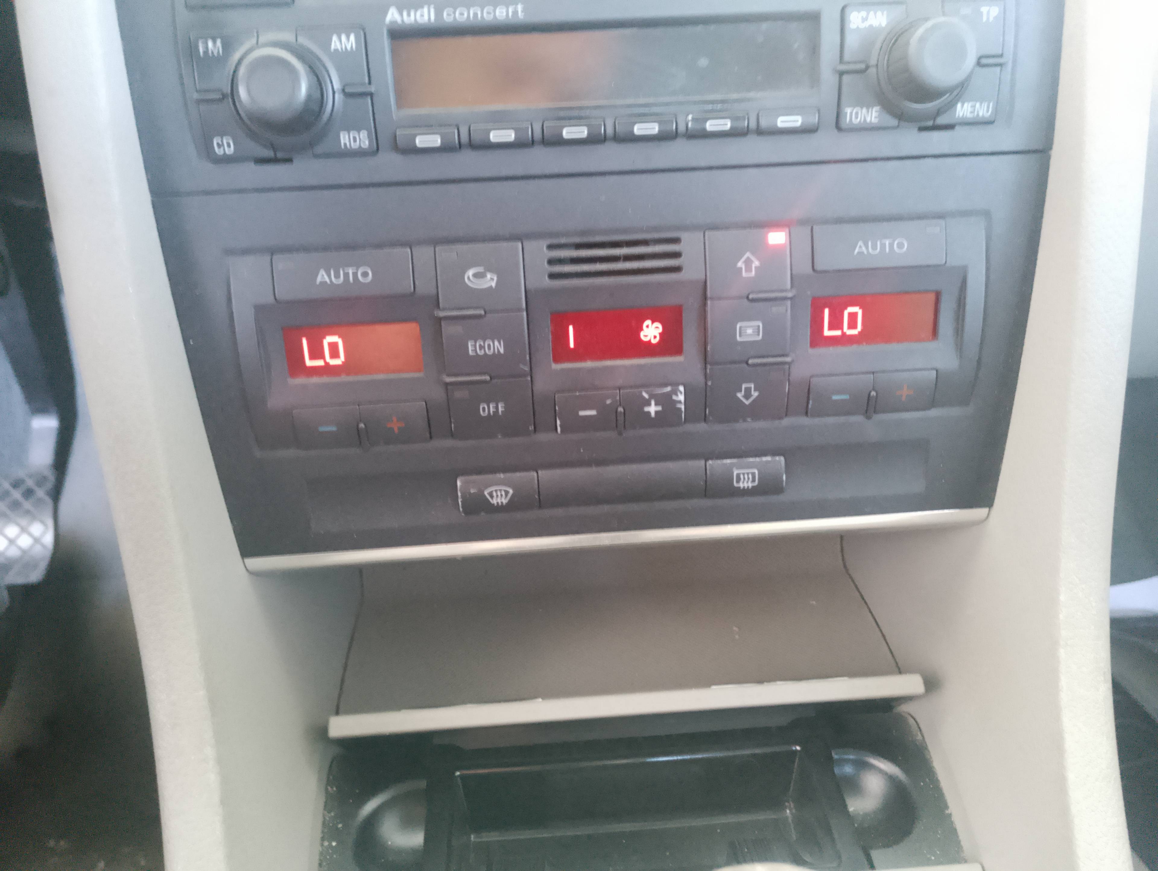 Recambio de mando climatizador para audi a4 berlina (8e) 2.0 referencia OEM IAM   