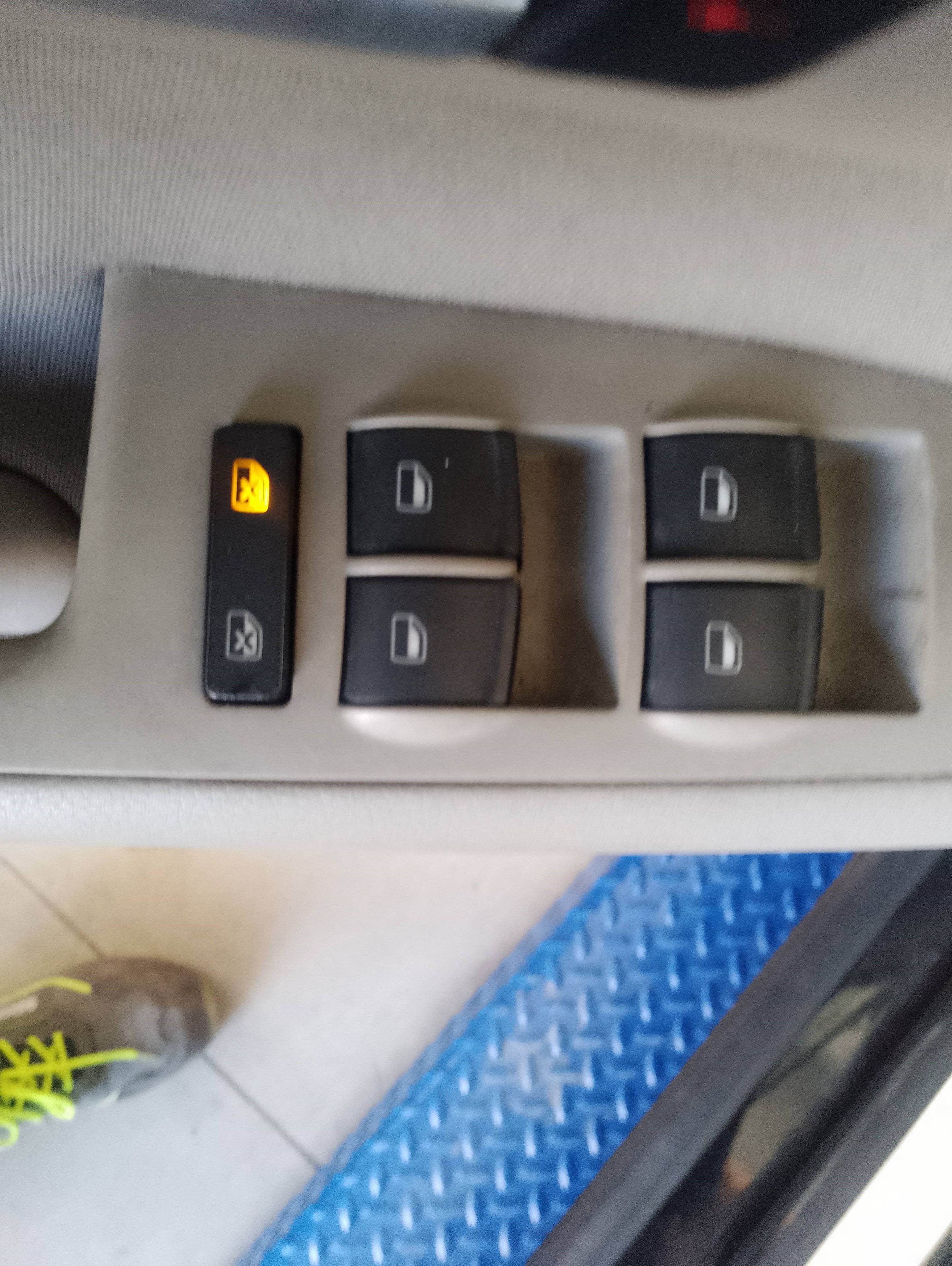 Recambio de mando elevalunas delantero izquierdo para audi a4 berlina (8e) 2.0 referencia OEM IAM   