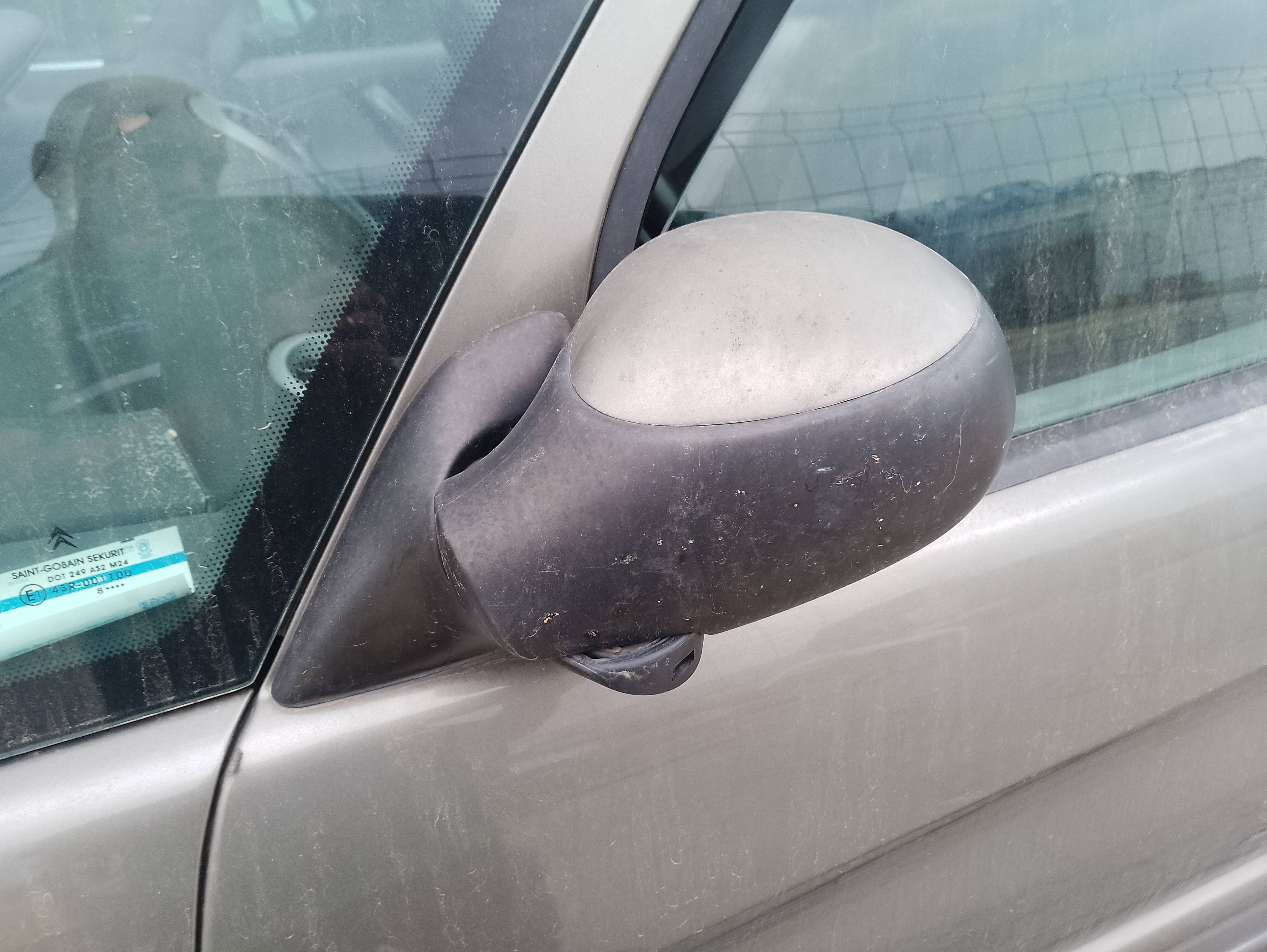 Recambio de retrovisor izquierdo para citroën xsara picasso 1.6 hdi 90 exclusive referencia OEM IAM   