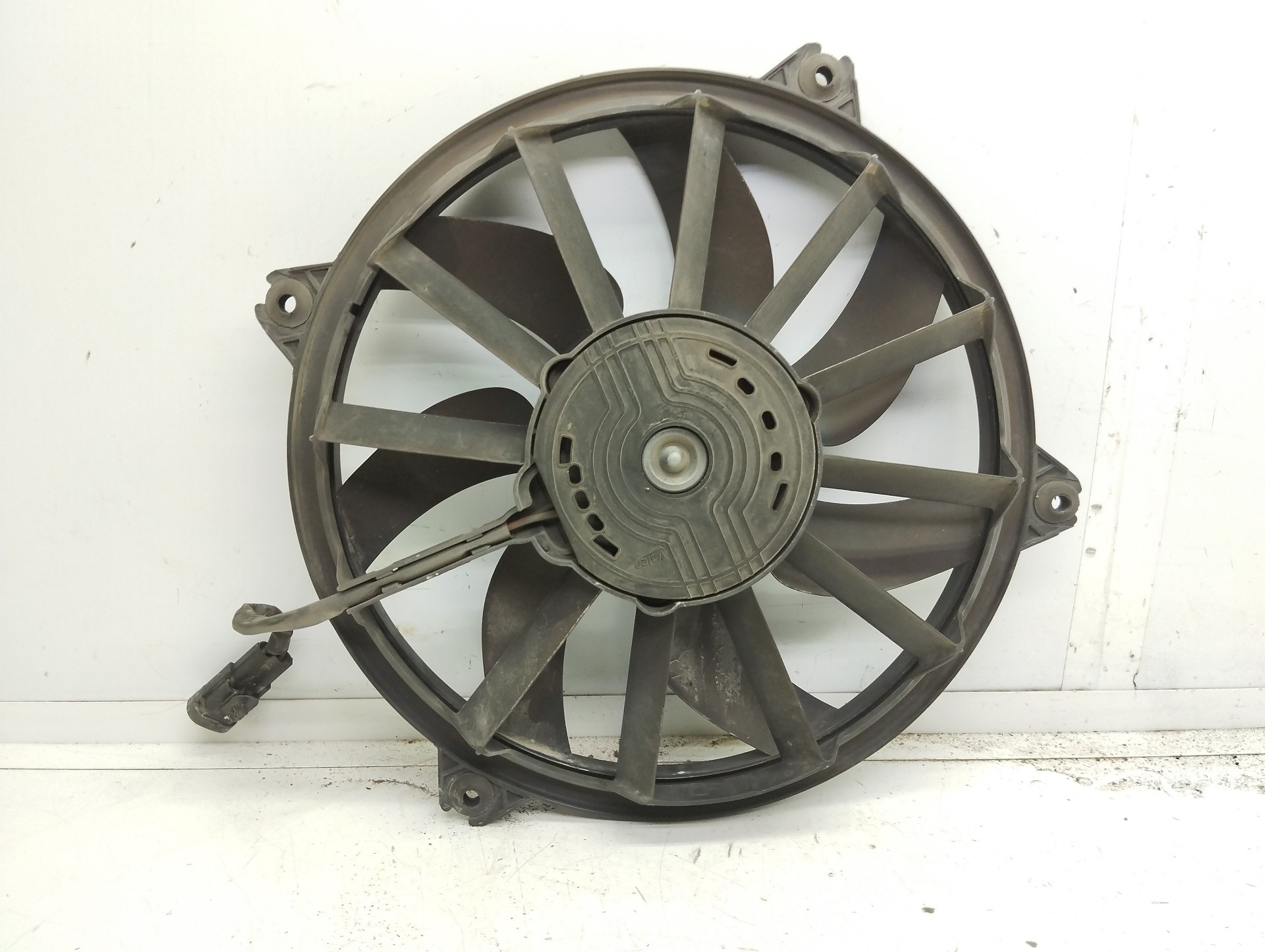 Recambio de electroventilador para peugeot 3008 premium referencia OEM IAM FC1049874716T 9828719880 