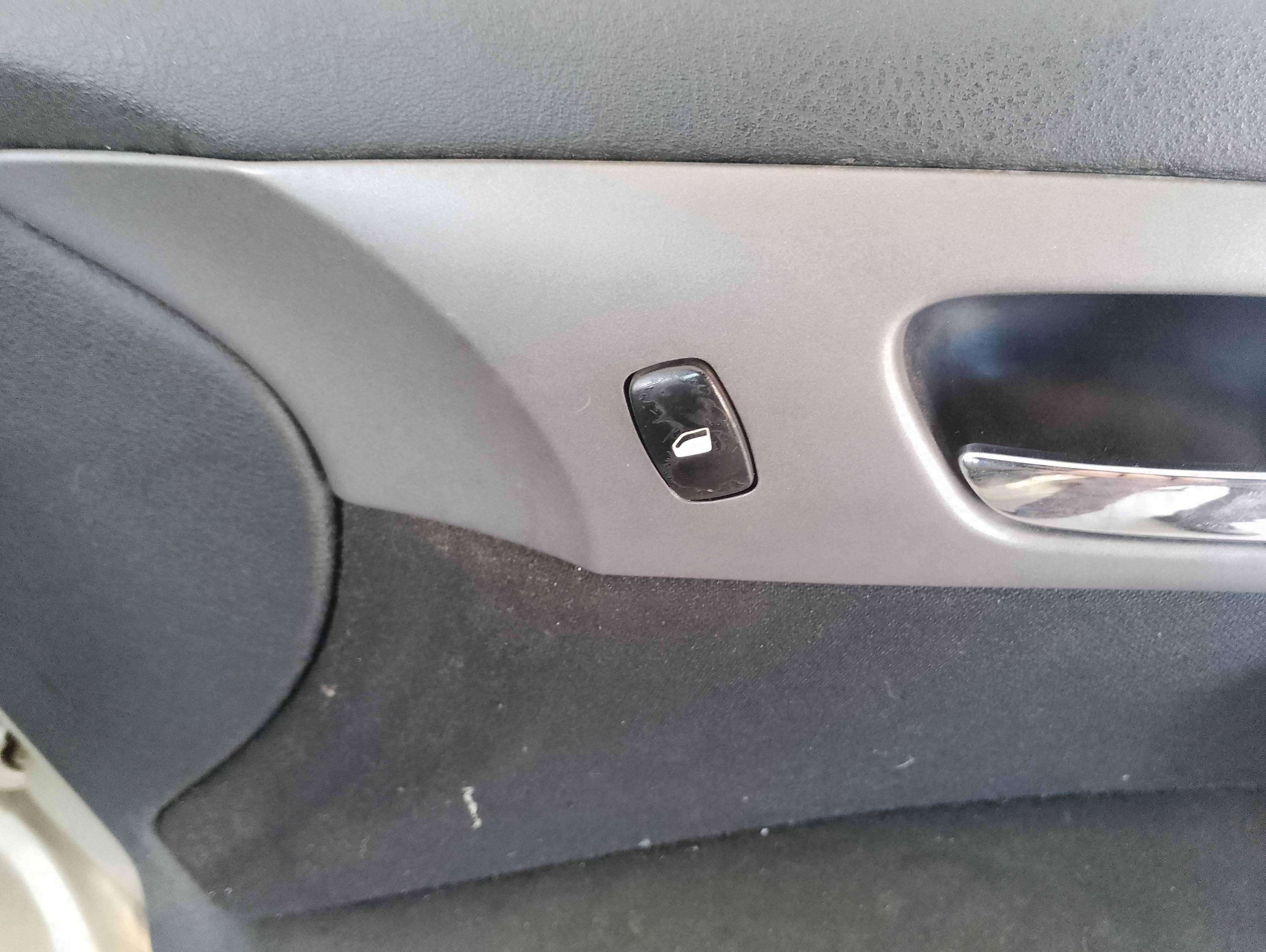 Recambio de mando elevalunas delantero derecho para peugeot 407 sr confort referencia OEM IAM   