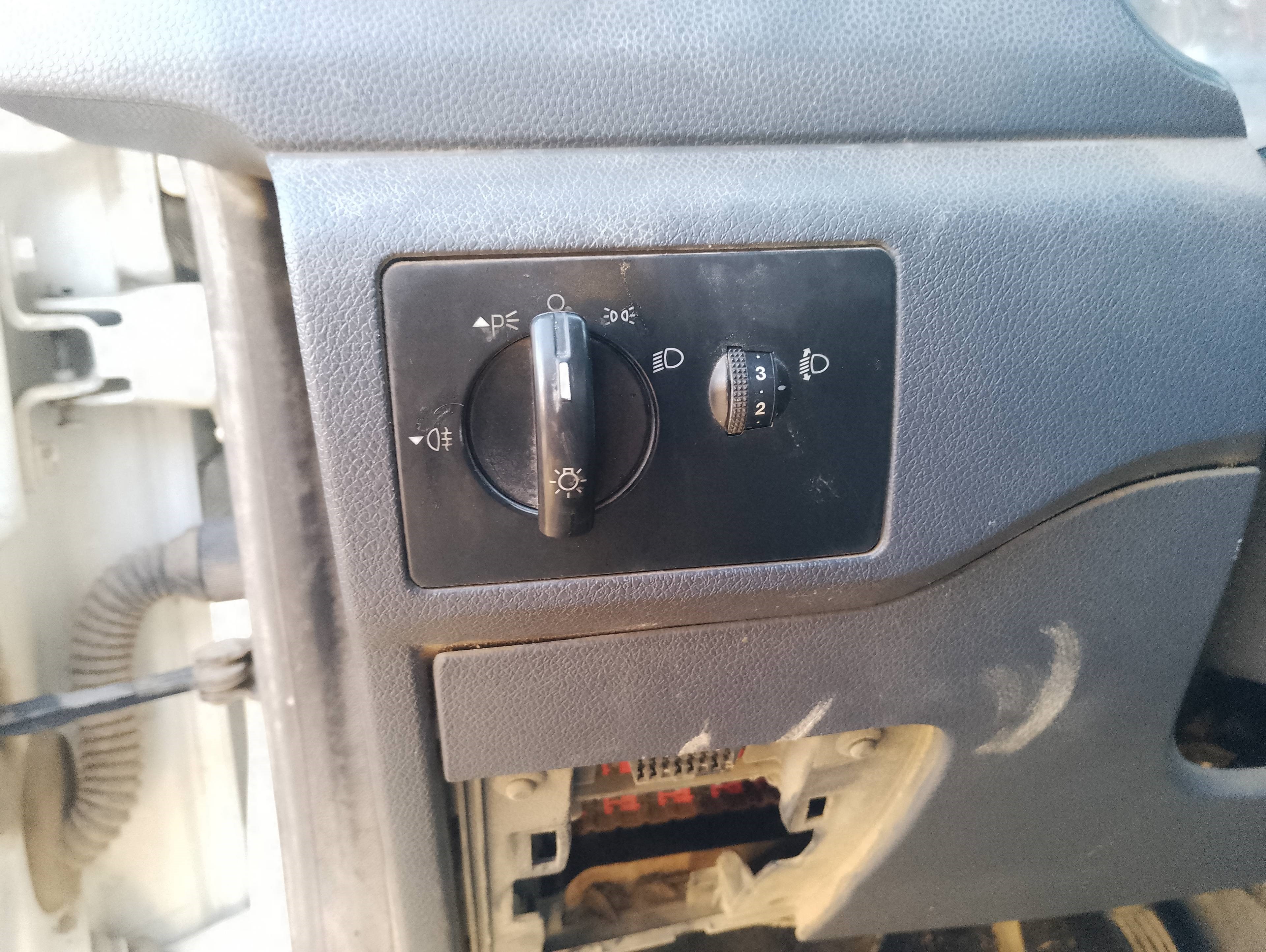 Recambio de mando luces para ford transit connect (tc7) furgón ft 200s referencia OEM IAM   
