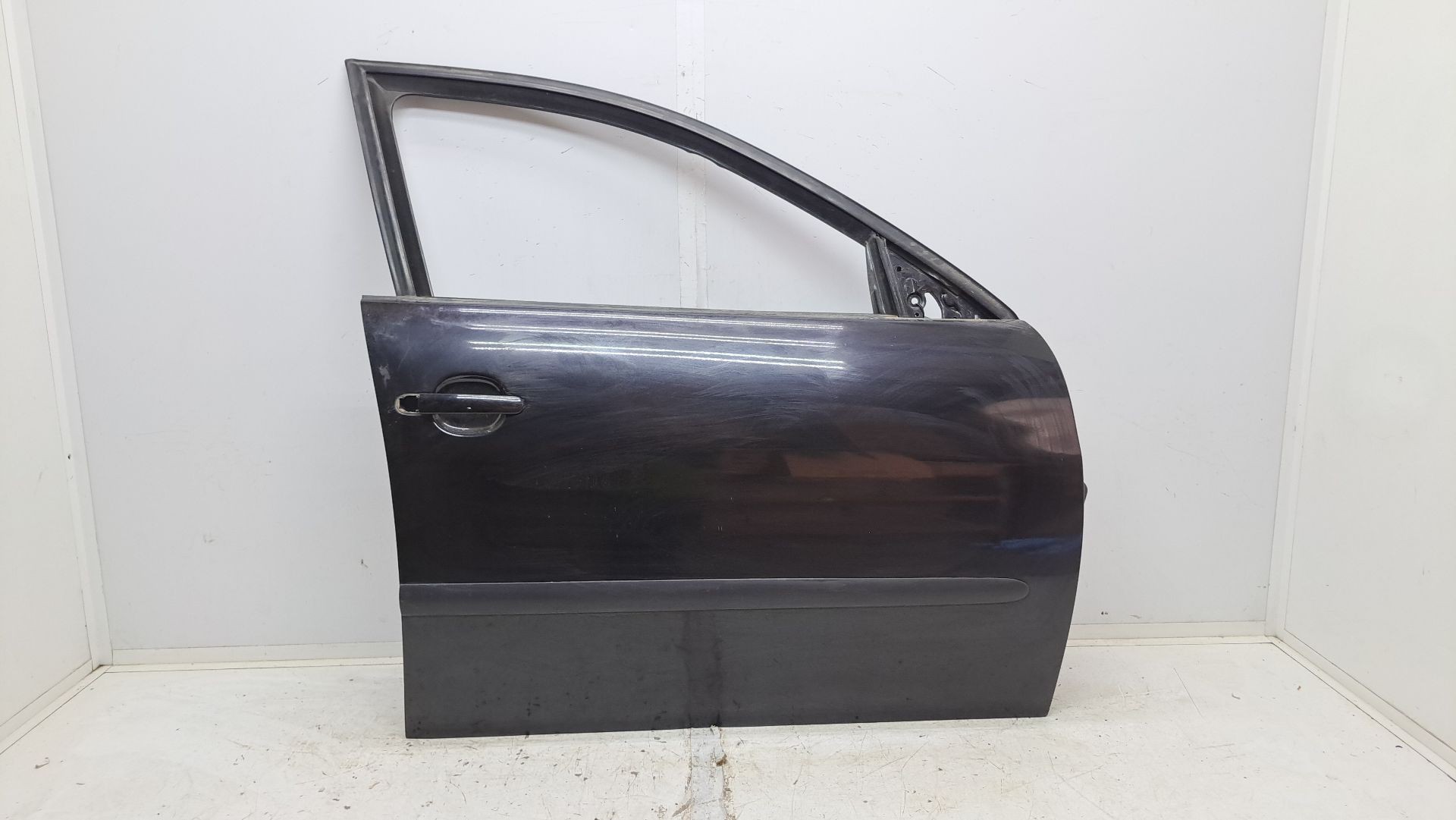 Recambio de puerta delantera derecha para seat ibiza iii (6l1) 1.4 tdi referencia OEM IAM 6L4831056S  