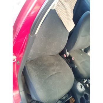 ASIENTO DELANTERO DERECHO 