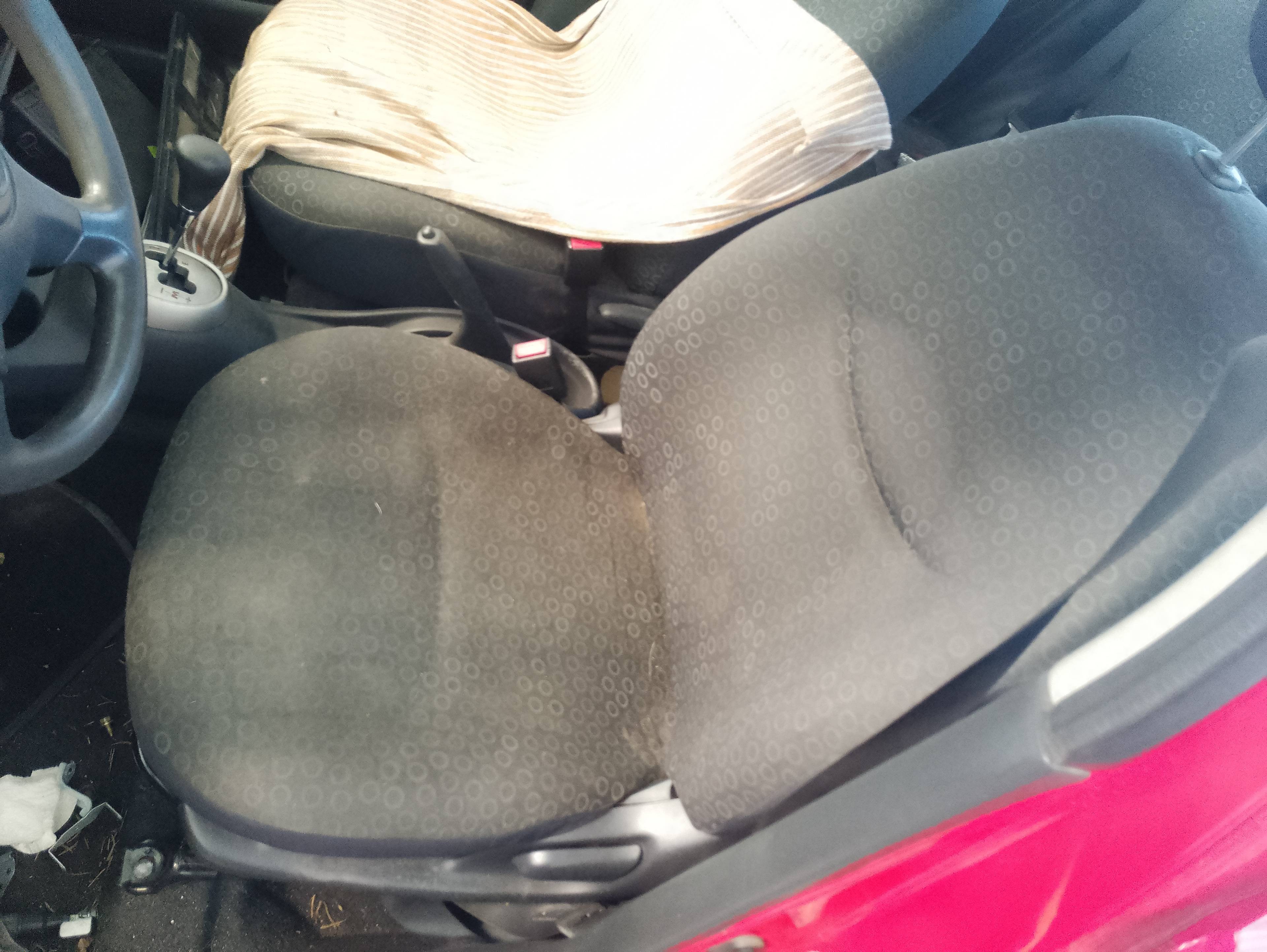 Recambio de asiento delantero izquierdo para toyota yaris (ksp9/scp9/nlp9) básico referencia OEM IAM   