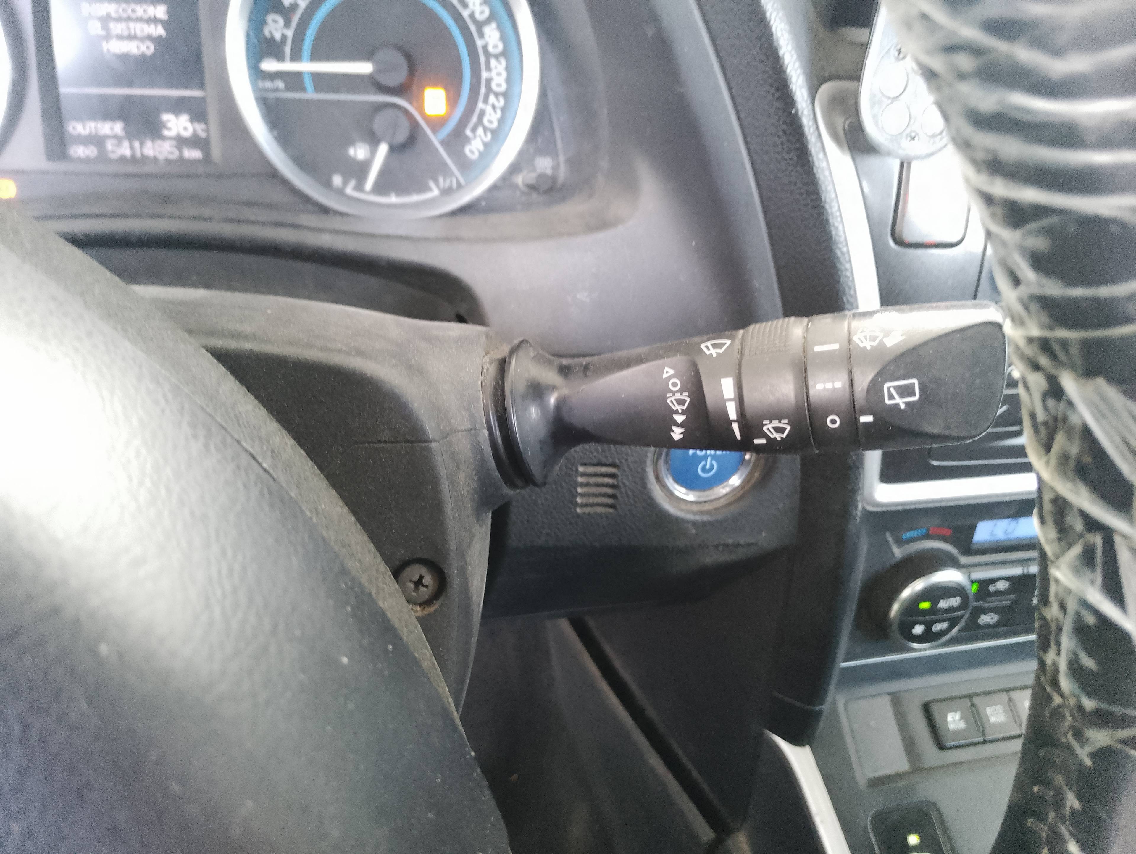 Recambio de mando limpia para toyota auris hybrid active referencia OEM IAM   