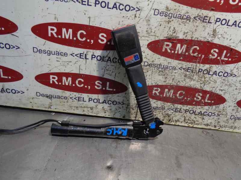 Recambio de anclaje cinturon de seguridad para bmw serie 1 berlina (e81/e87) 118d referencia OEM IAM 33040941  
