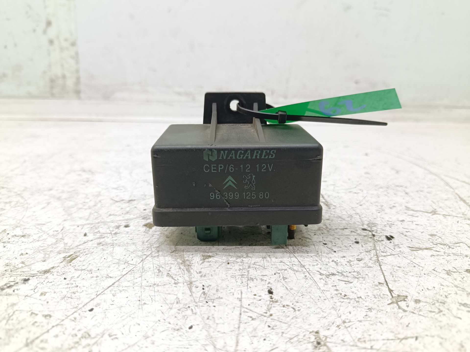 Recambio de caja precalentamiento para citroën xsara picasso 2.0 hdi referencia OEM IAM 9639912580  