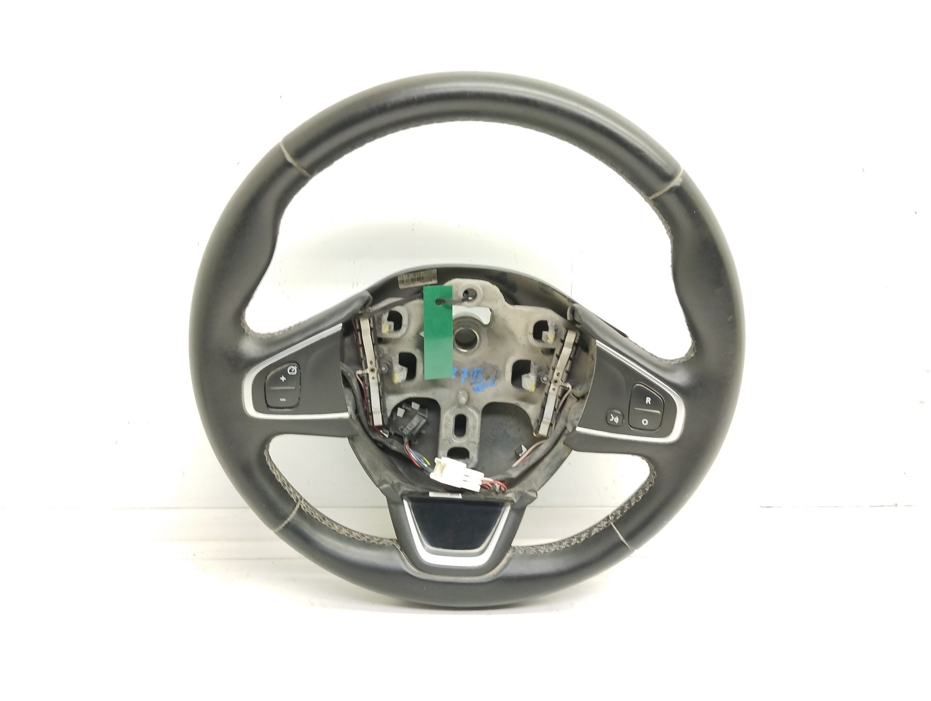 Recambio de volante para renault captur 1.5 dci diesel fap referencia OEM IAM 631651100B  