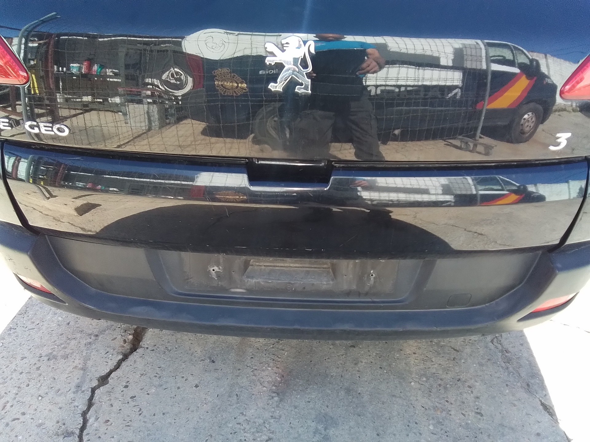 Recambio de tapa maletero para peugeot 3008 premium referencia OEM IAM   