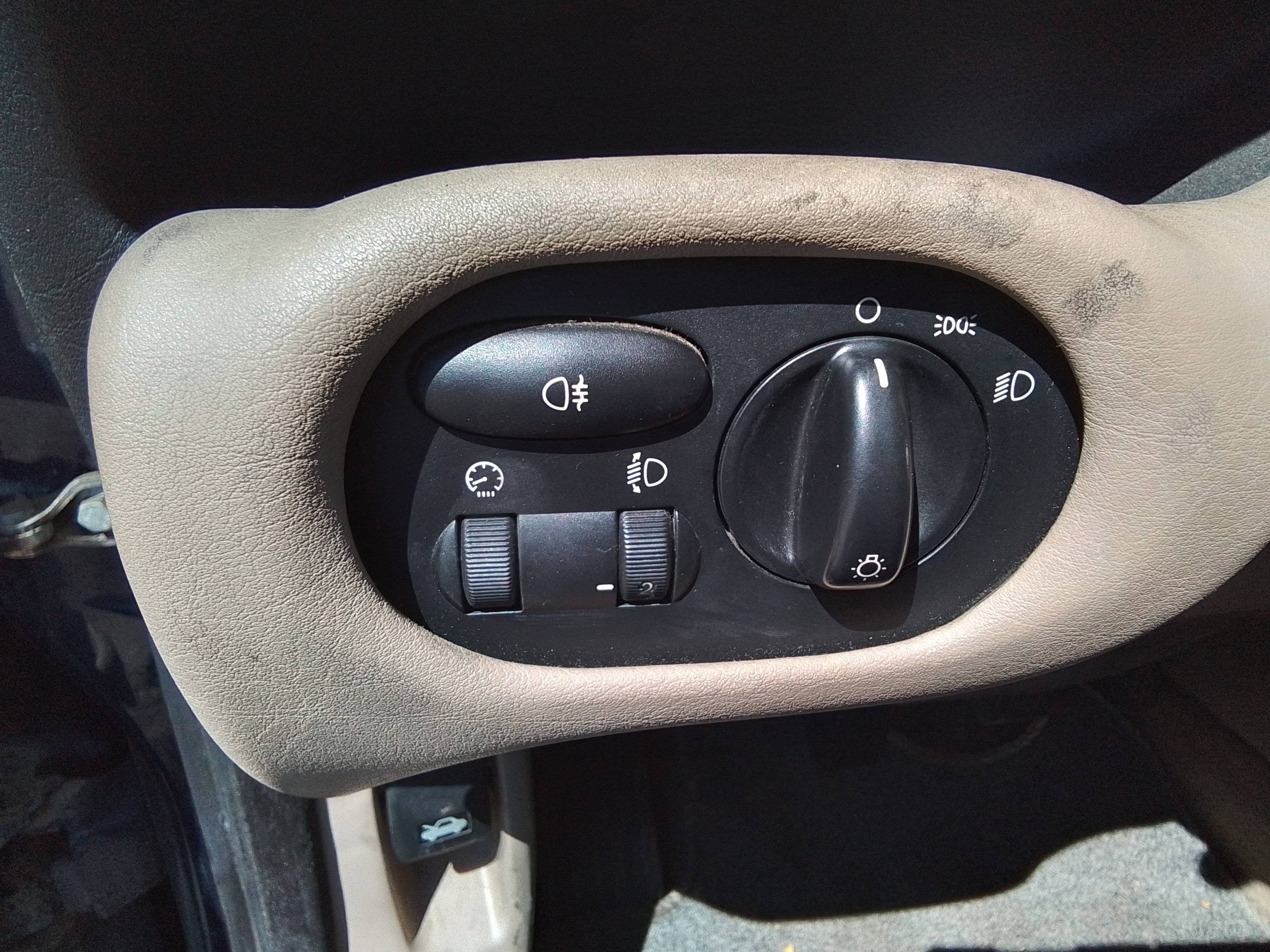 Recambio de mando luces para mg serie 75 (rj) 2.0 kv6 classic referencia OEM IAM   