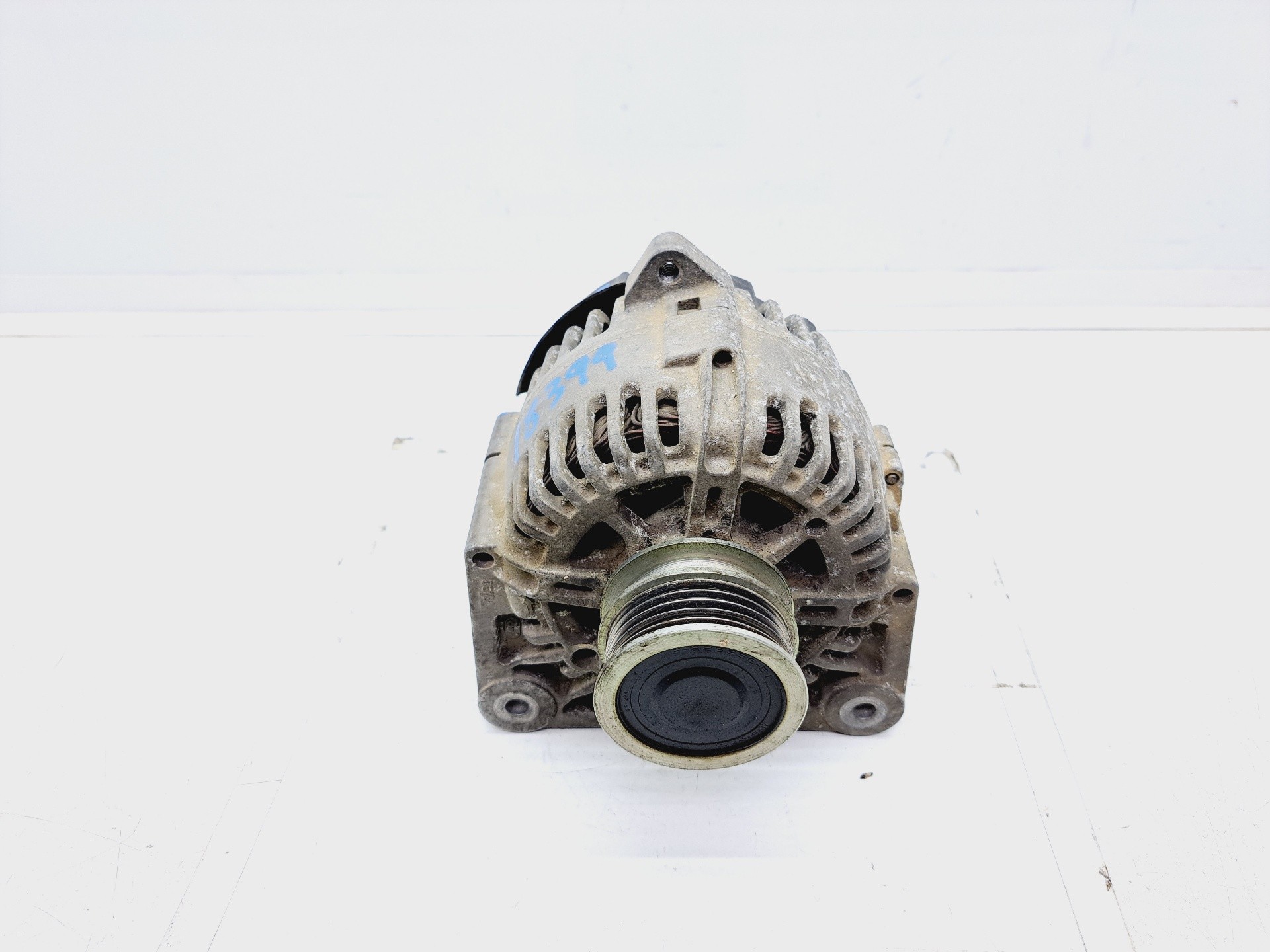 Recambio de alternador para renault scenic ii referencia OEM IAM 8200100907 2542664C VALEO