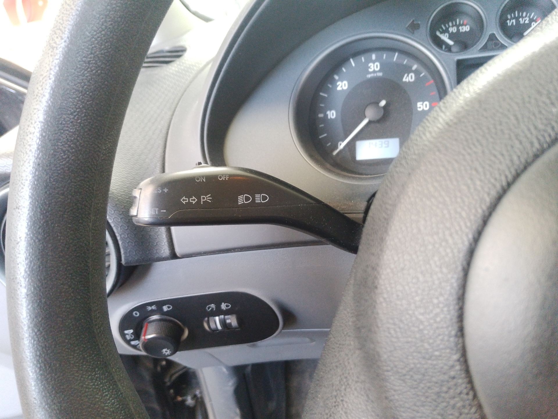 Recambio de mando intermitentes para seat ibiza iii (6l1) 1.4 tdi referencia OEM IAM   