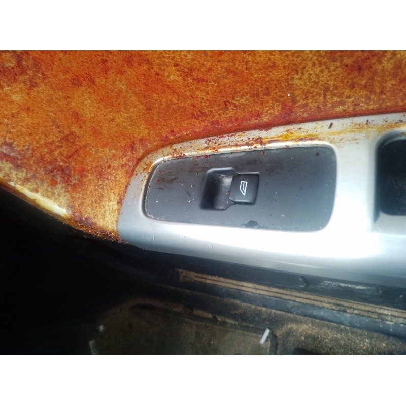 Recambio de mando elevalunas delantero derecho para volvo s40 berlina 2.0 d kinetic referencia OEM IAM   