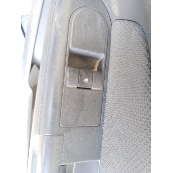 Recambio de mando elevalunas delantero derecho para opel astra h station wagon (a04) 1.9 cdti (l35) referencia OEM IAM 13228881 