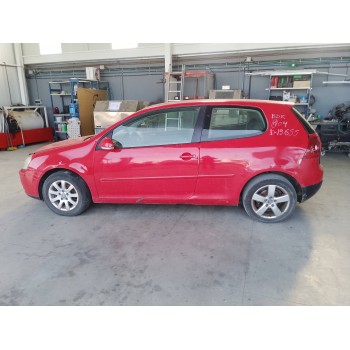 volkswagen golf v berlina (1k1) del año 2004
