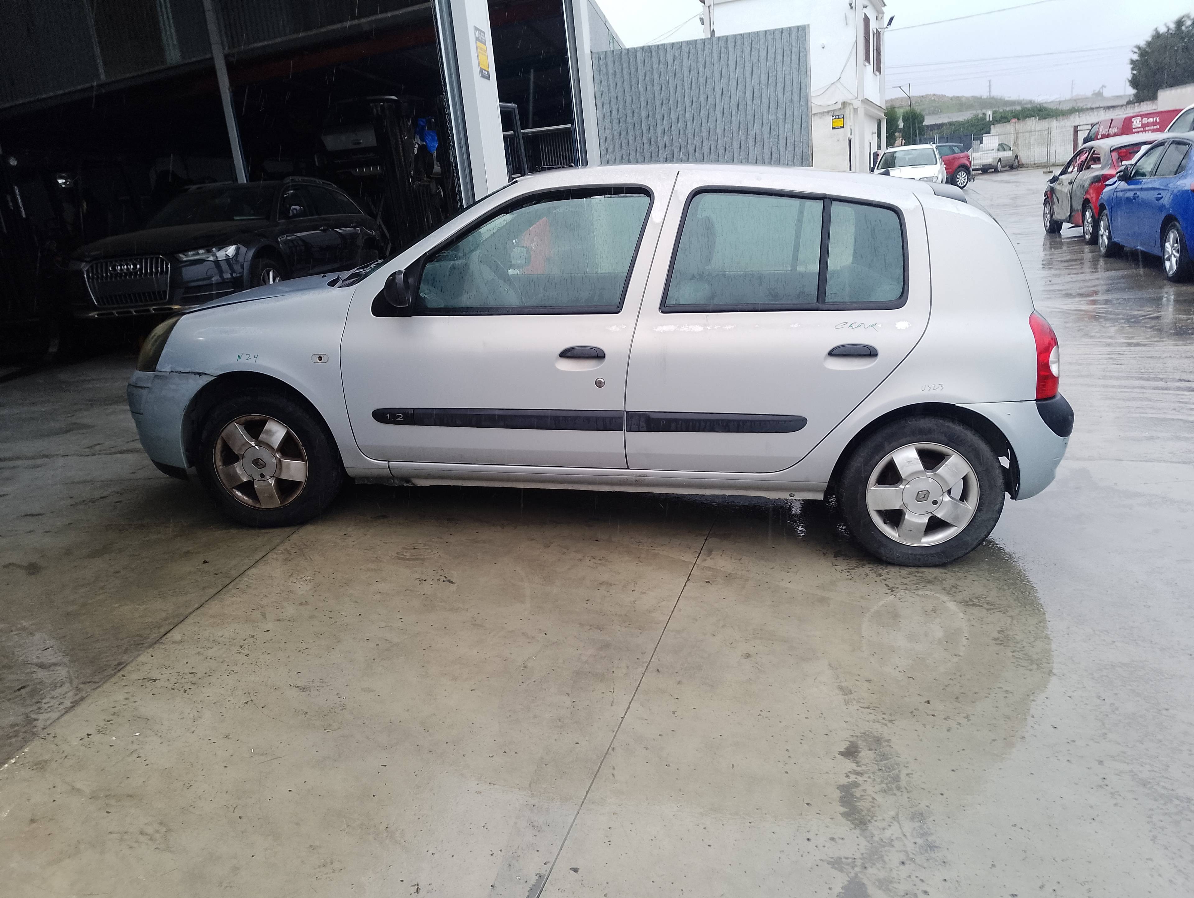renault clio ii fase ii (b/cb0) del año 2003