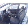 toyota avensis berlina (t25) del año 2006