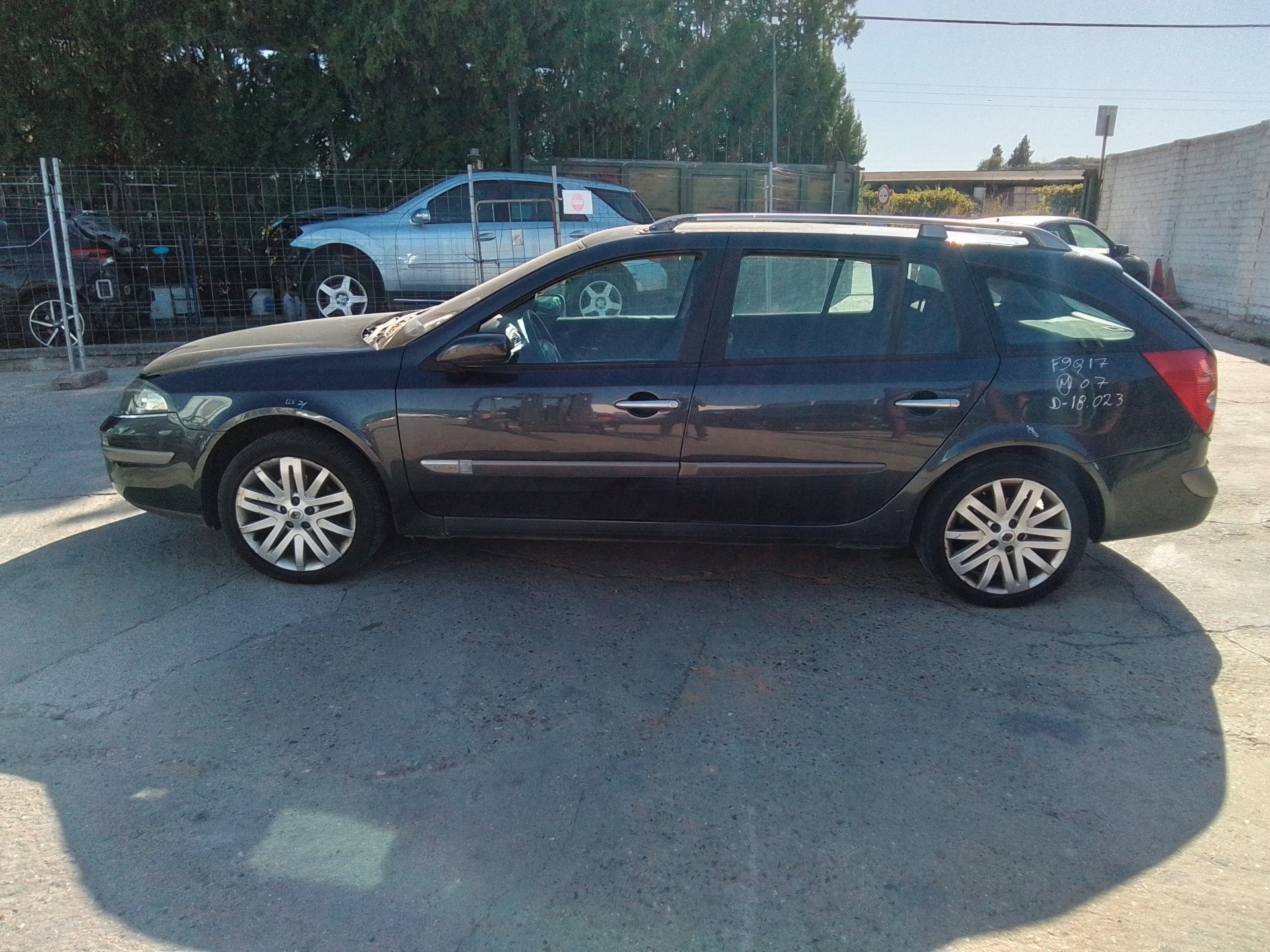 renault laguna ii grandtour (kg0) del año 2007