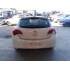 opel astra j lim. del año 2011