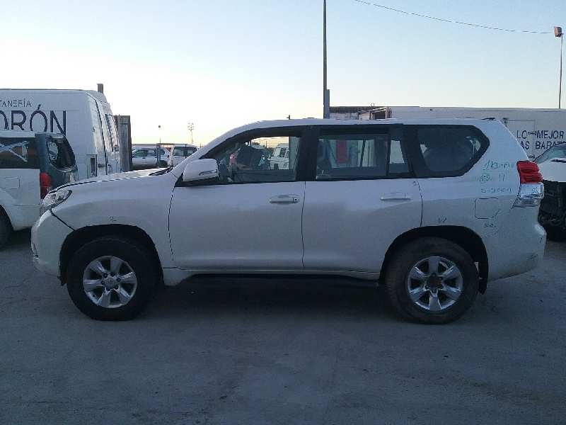 toyota land cruiser (j15) del año 2011