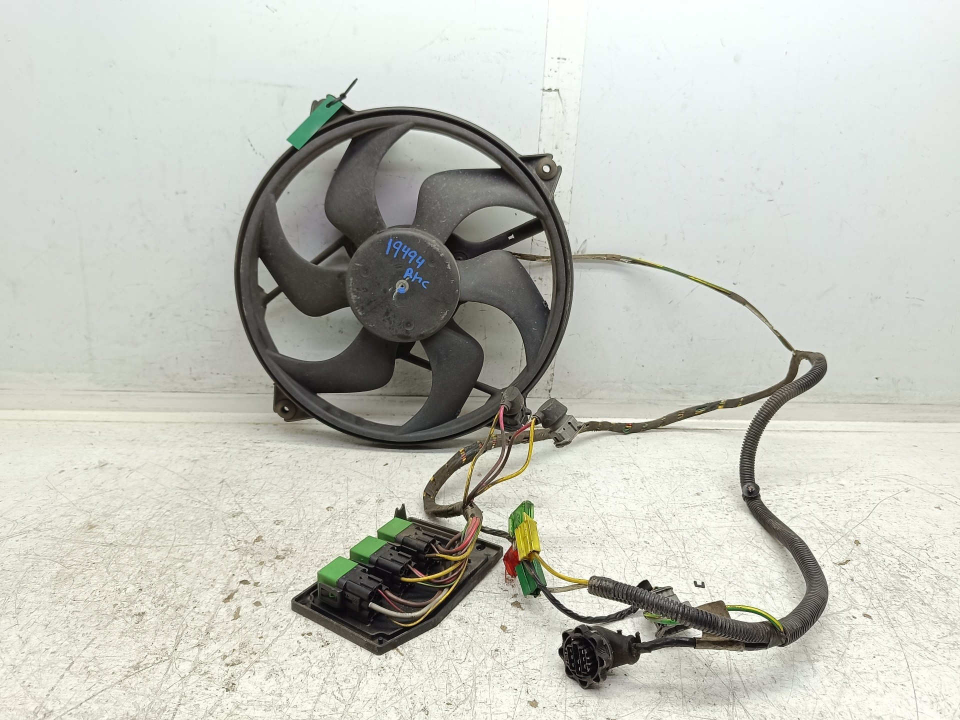 Recambio de electroventilador para citroën xsara picasso 2.0 hdi referencia OEM IAM 1831237016  
