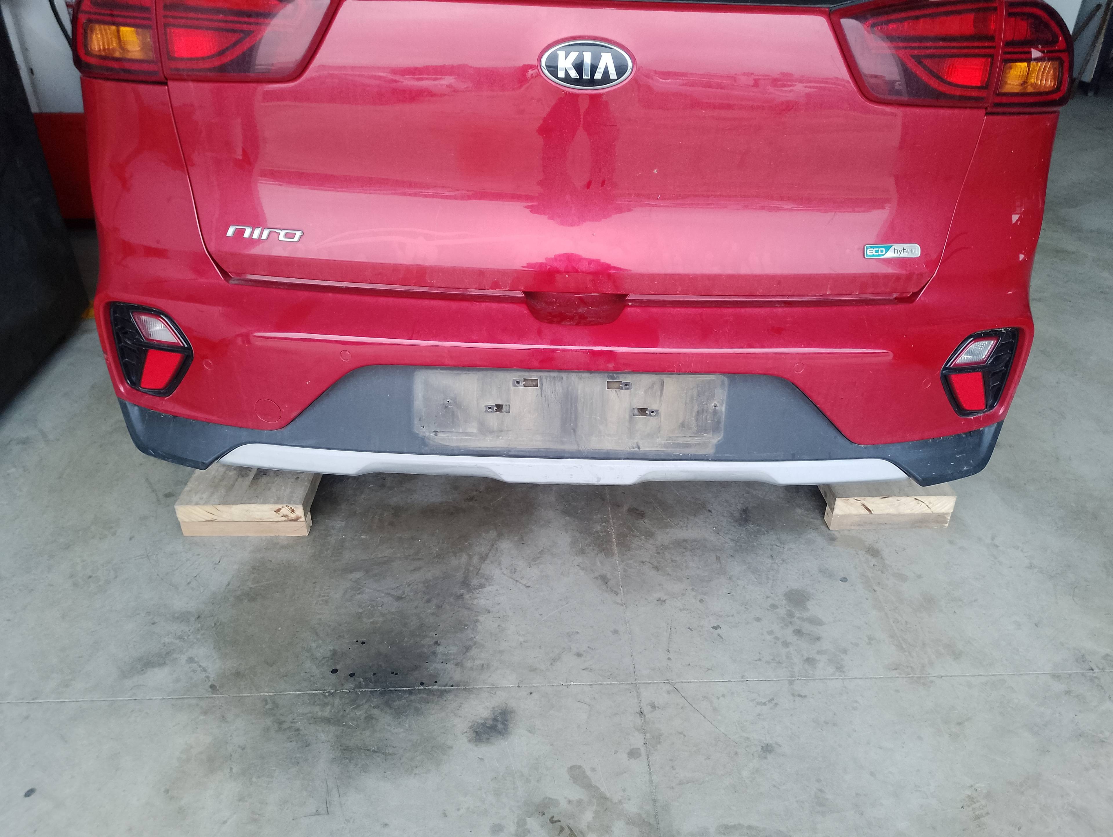 Recambio de paragolpes trasero para kia niro e-niro concept referencia OEM IAM 86611G5600  