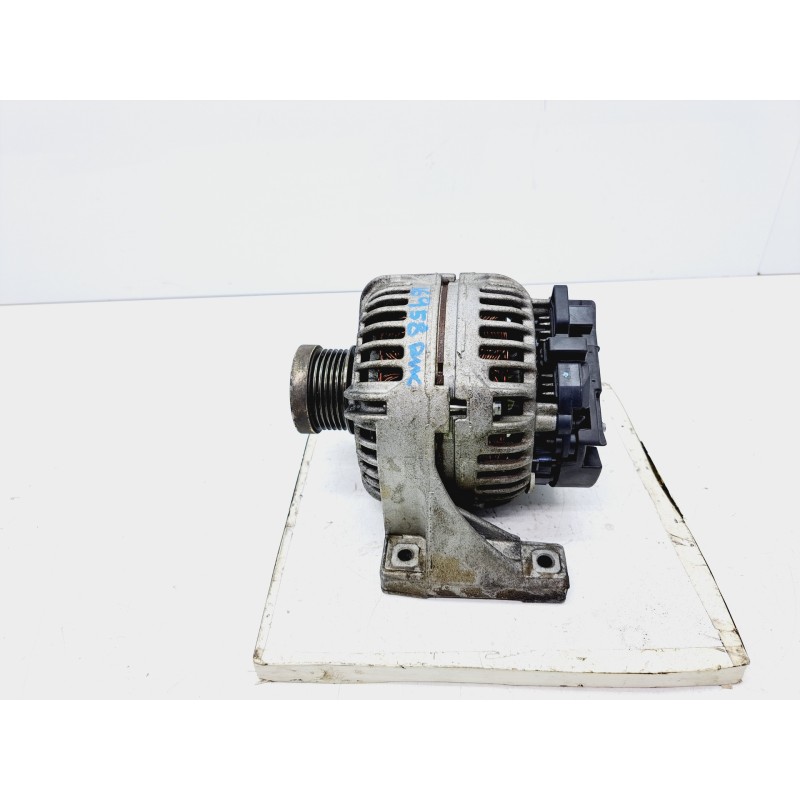 Recambio de alternador para volvo xc70 2.4 diesel cat referencia OEM IAM 30667787 0124525060 BOSCH