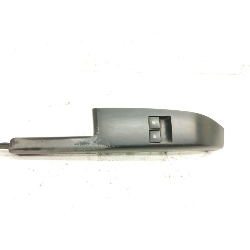 Recambio de mando elevalunas delantero izquierdo para chevrolet aveo sedán lt+ referencia OEM IAM 95188247  