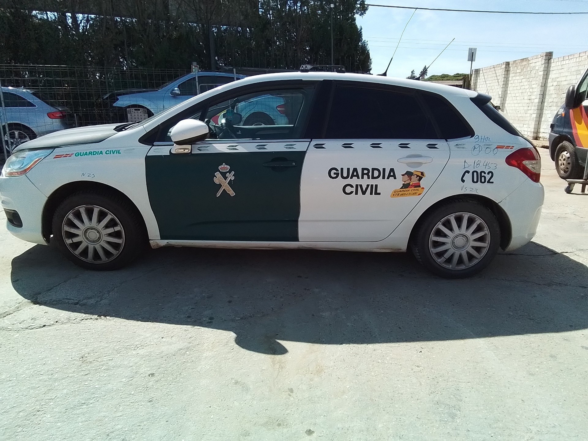 citroën c4 berlina del año 2014