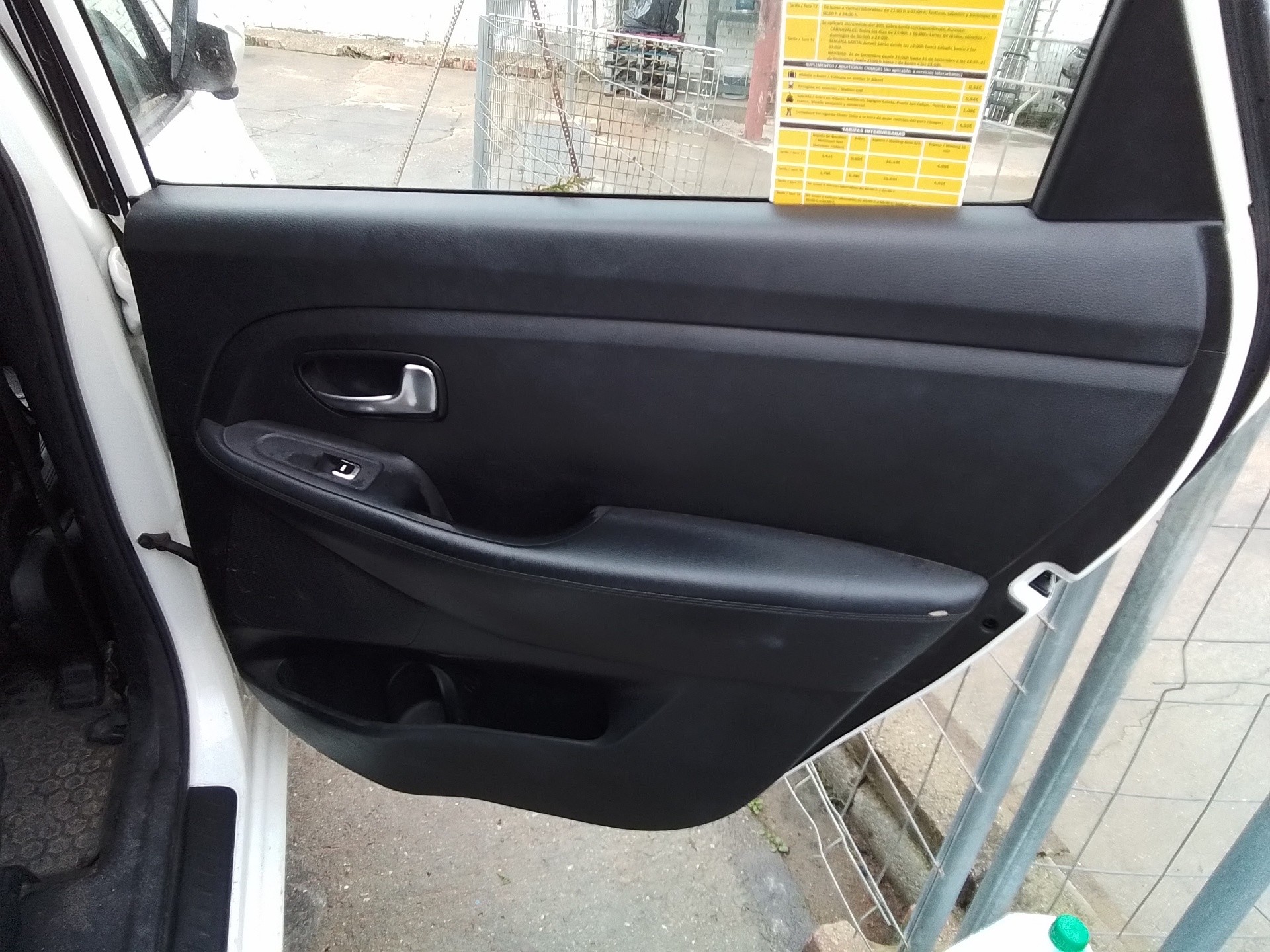 Recambio de guarnecido puerta trasera derecha para kia carens ( ) basic referencia OEM IAM   