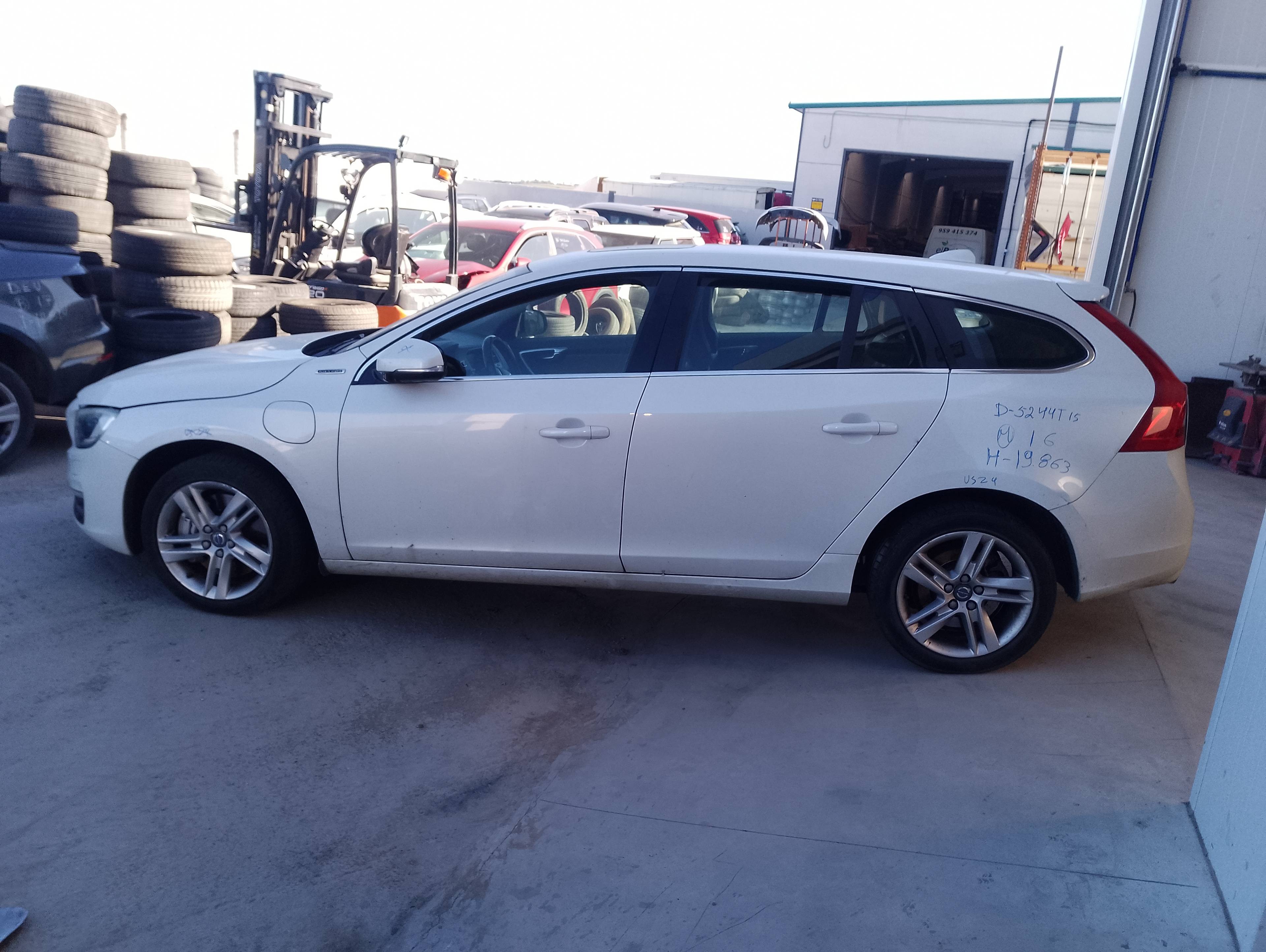volvo v60 kombi del año 2016
