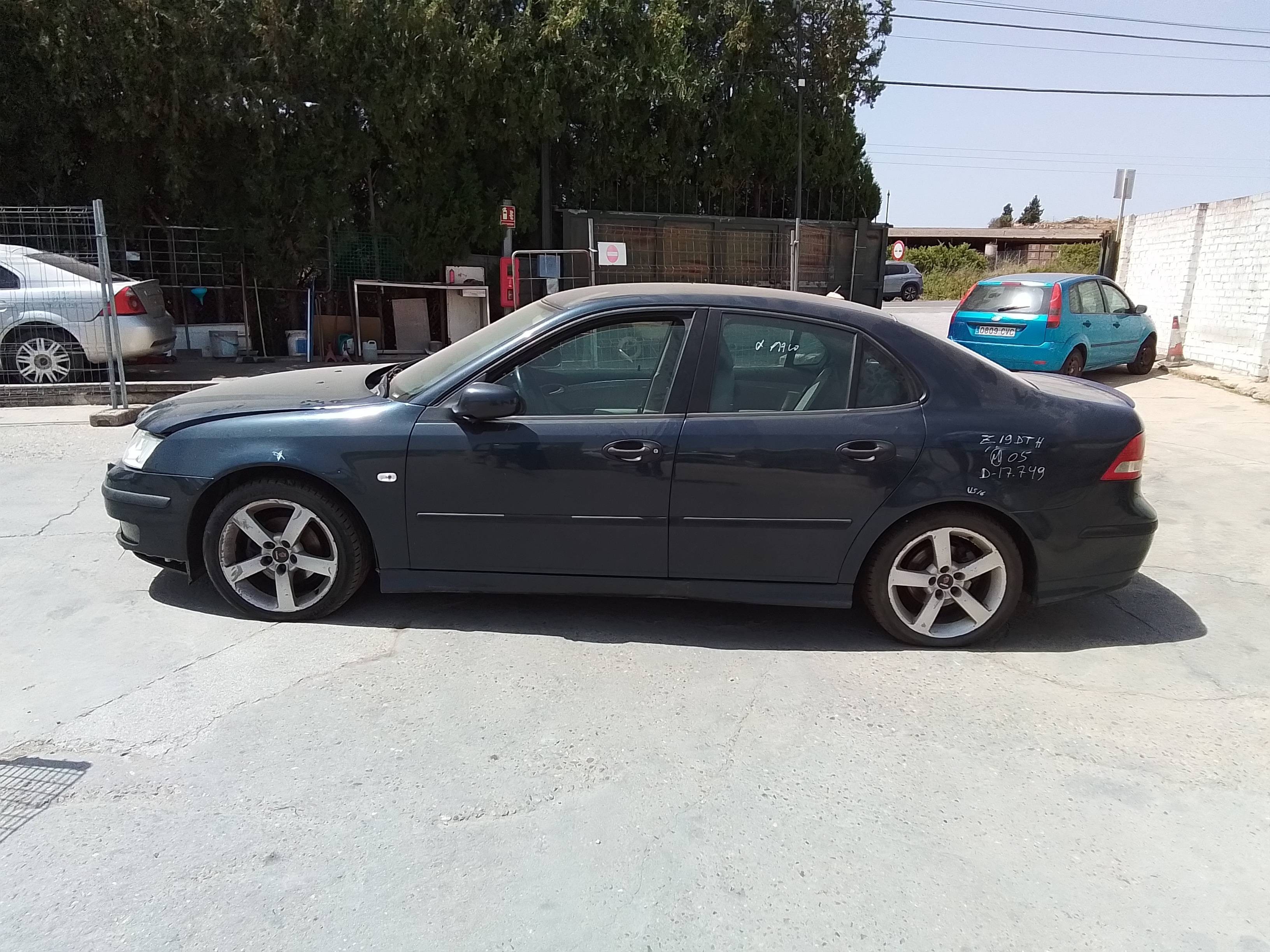 saab 9-3 berlina del año 2005