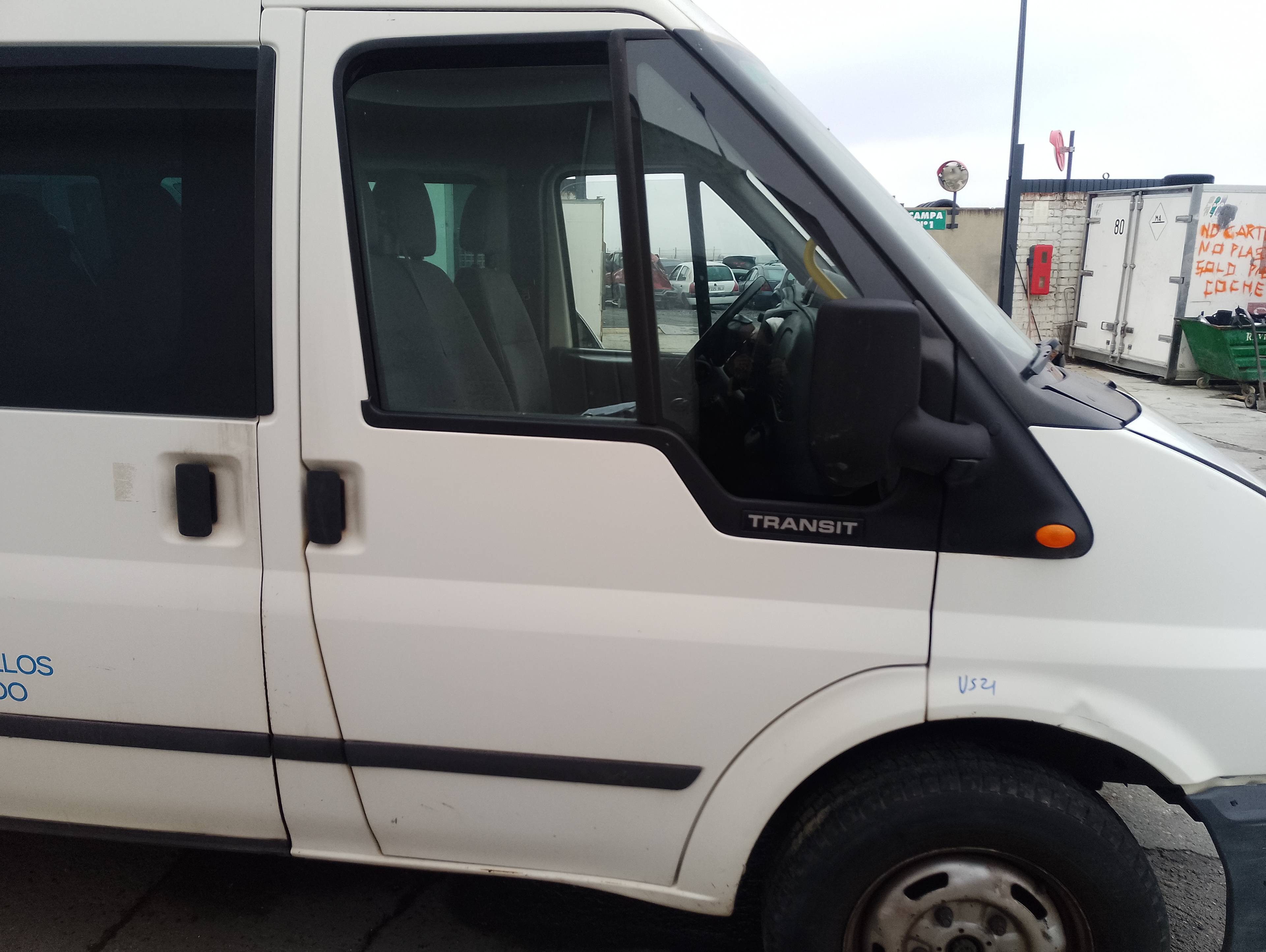 Recambio de puerta delantera derecha para ford transit mod. 2000 bus referencia OEM IAM   