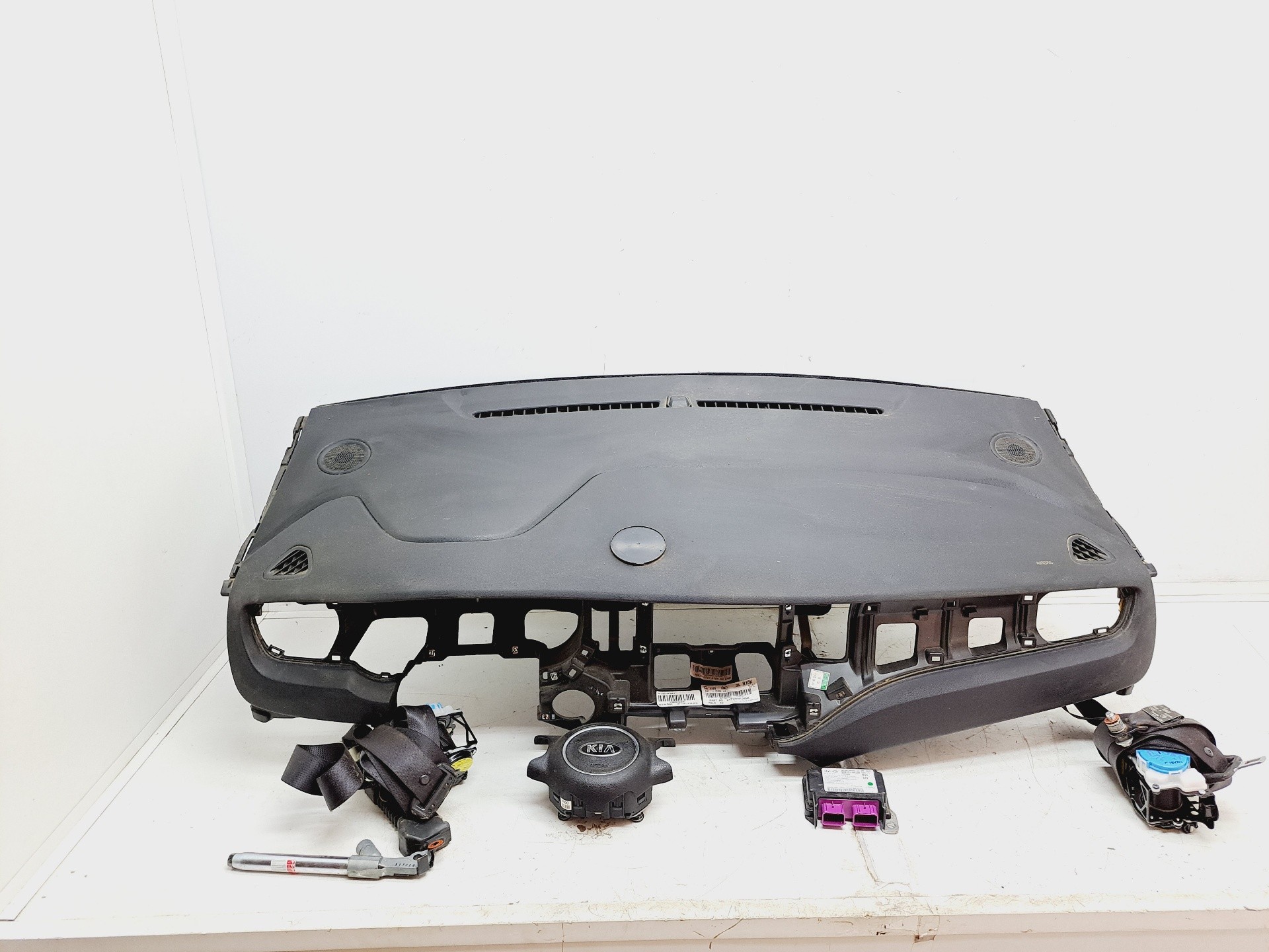 Recambio de kit airbag para kia carens ( ) basic referencia OEM IAM 84710A4100 95910A4350 