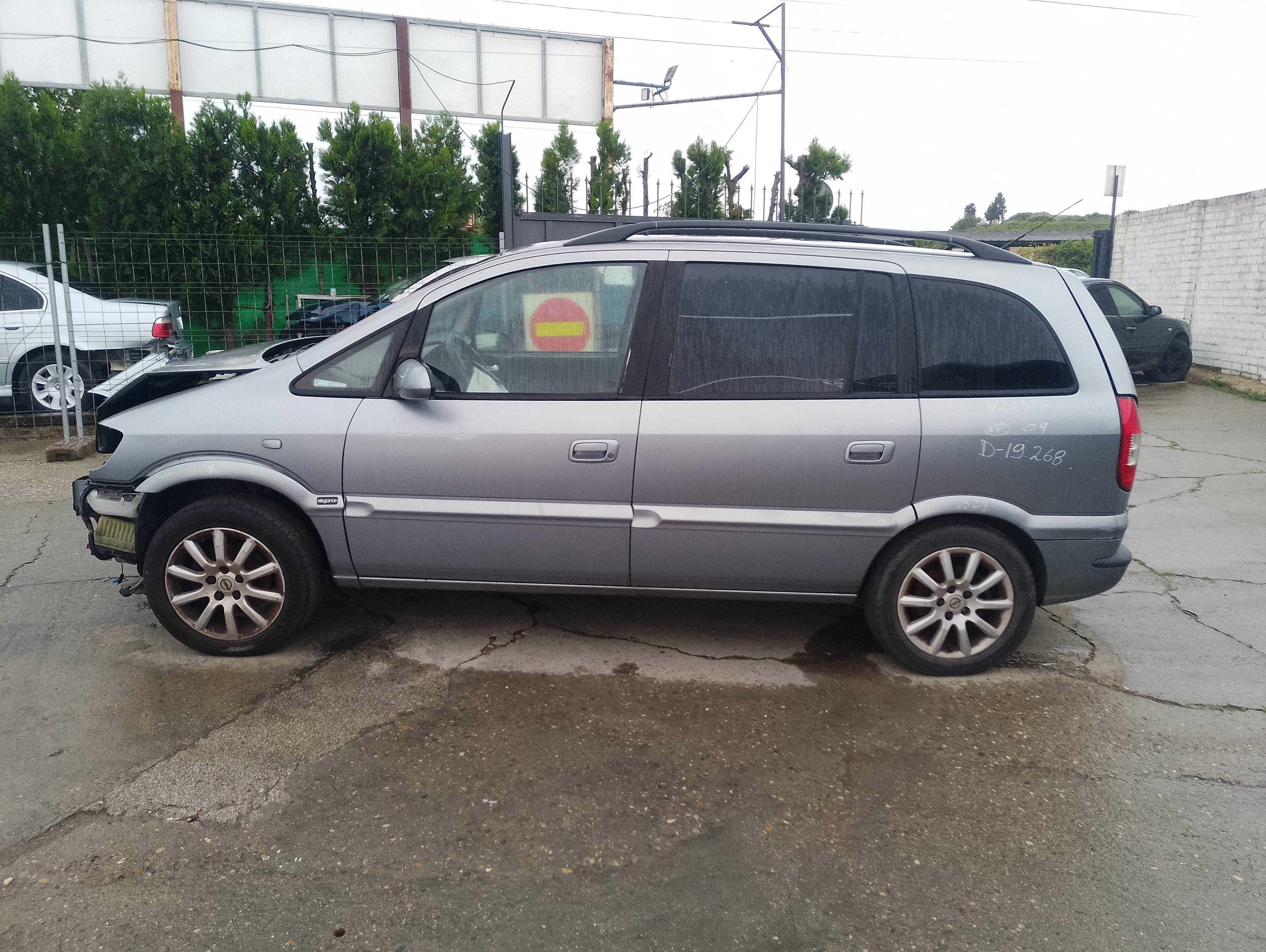 opel zafira a del año 2004