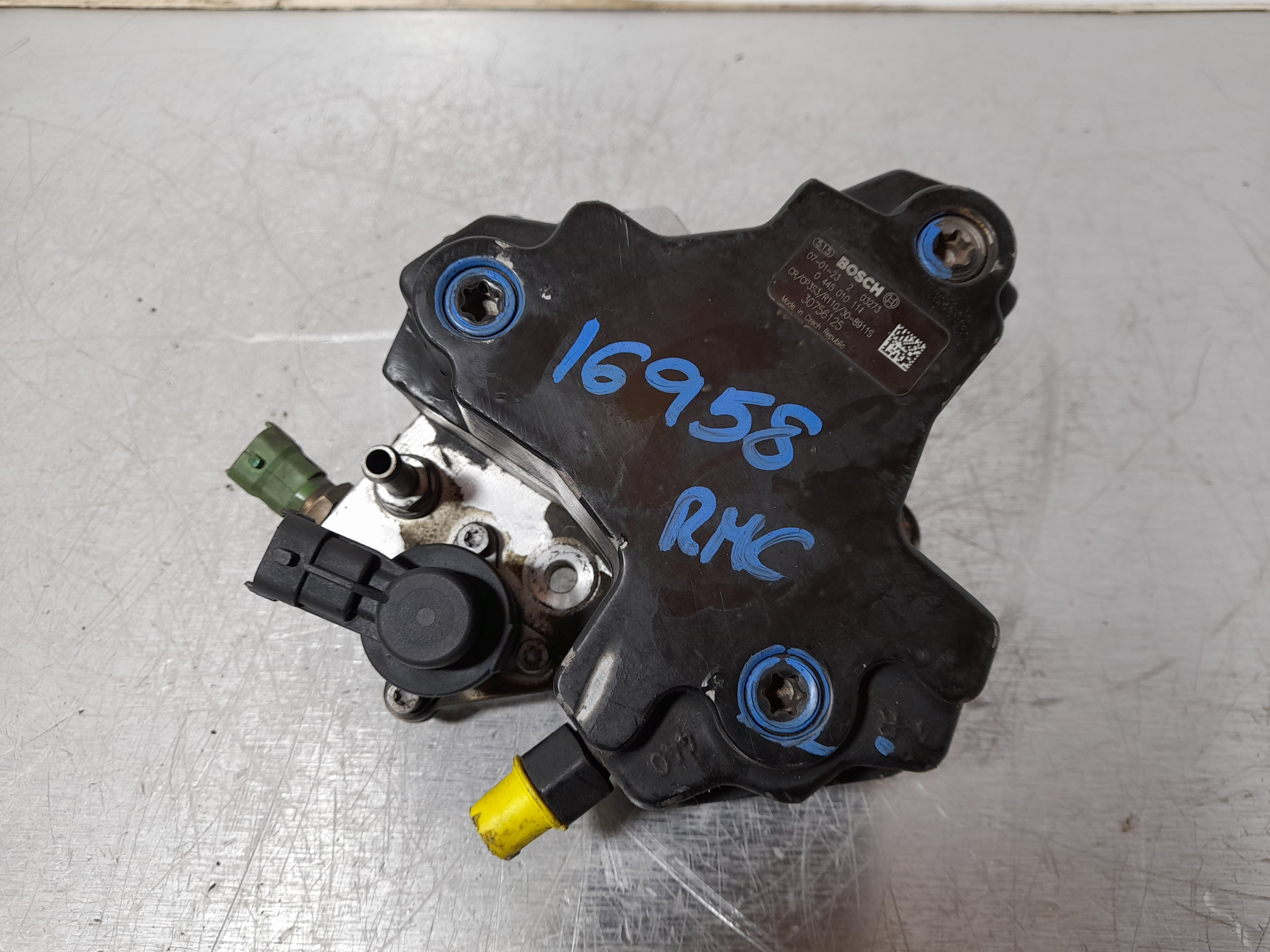 Recambio de bomba inyeccion para volvo xc70 2.4 diesel cat referencia OEM IAM 0445010111 BOSCH 