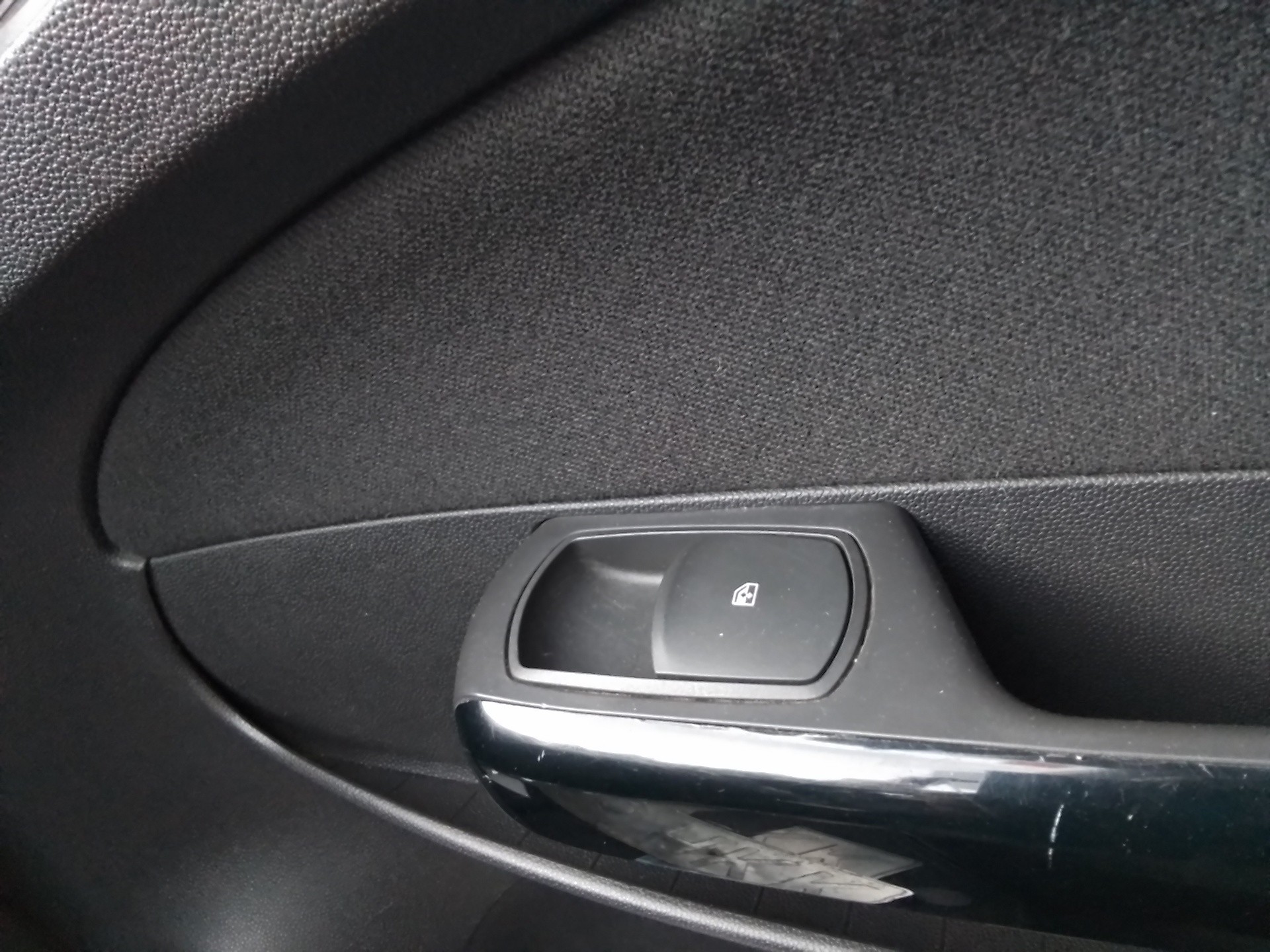 Recambio de mando elevalunas delantero derecho para opel corsa d 1.3 16v cdti referencia OEM IAM   