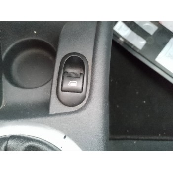 Recambio de mando elevalunas delantero derecho para citroën c3 1.1 audace referencia OEM IAM   