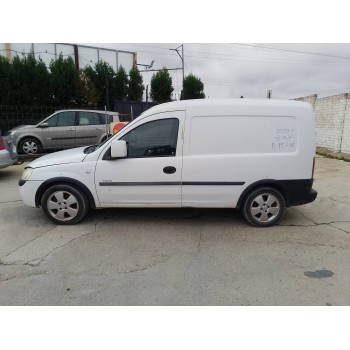opel combo (corsa c) del año 2004