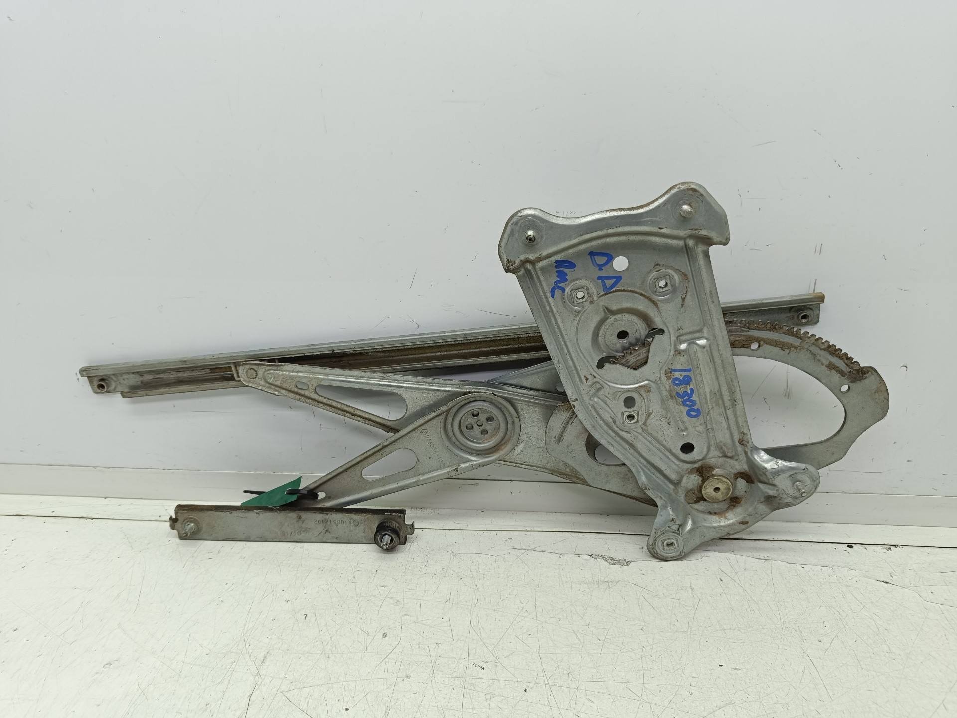 Recambio de elevalunas delantero derecho para renault megane iii berlina 5 p business referencia OEM IAM 966416103  