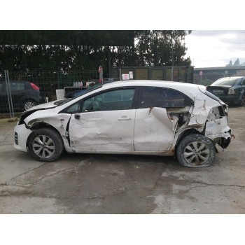 kia rio del año 2015