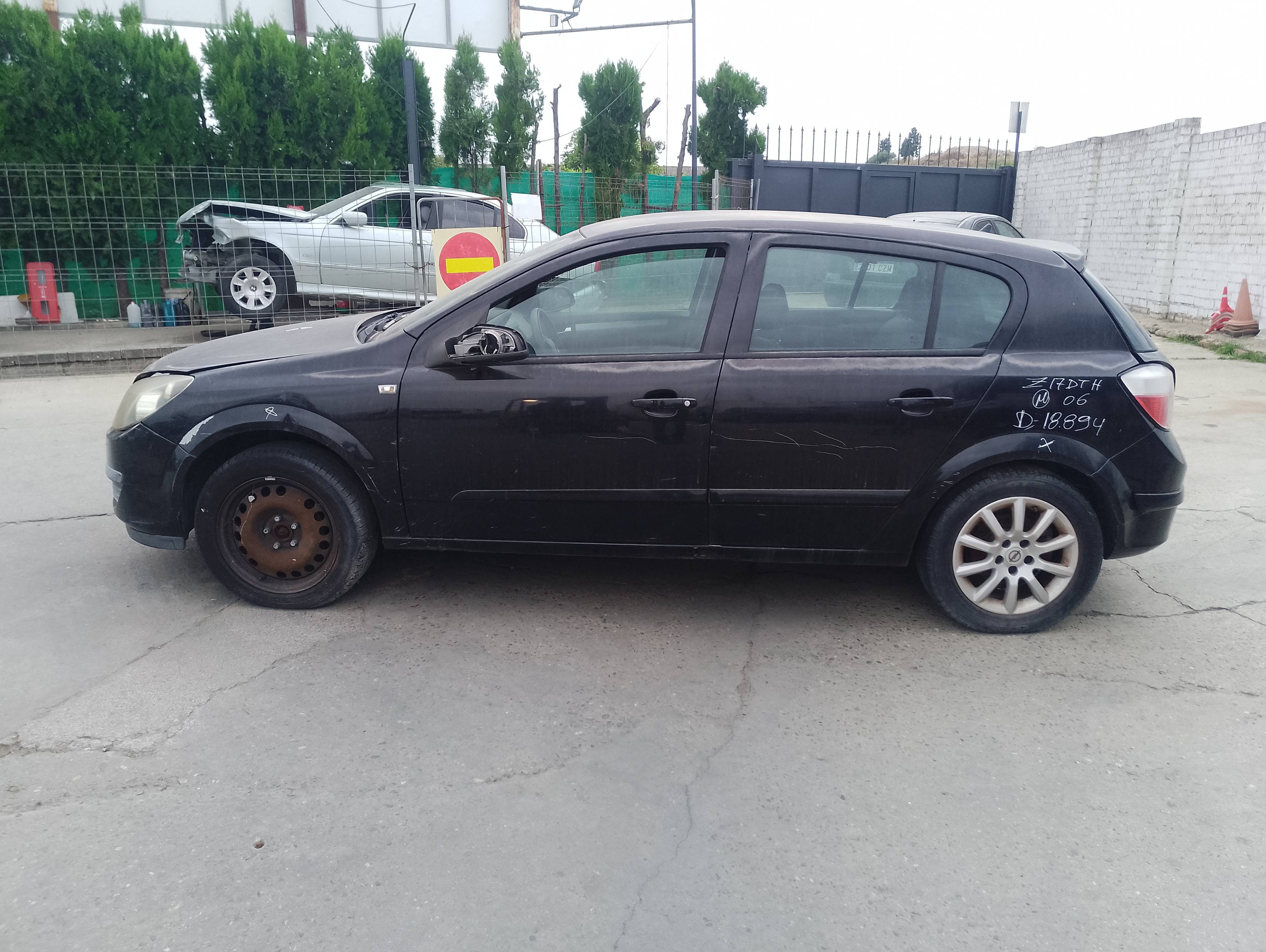 opel astra h berlina del año 2006