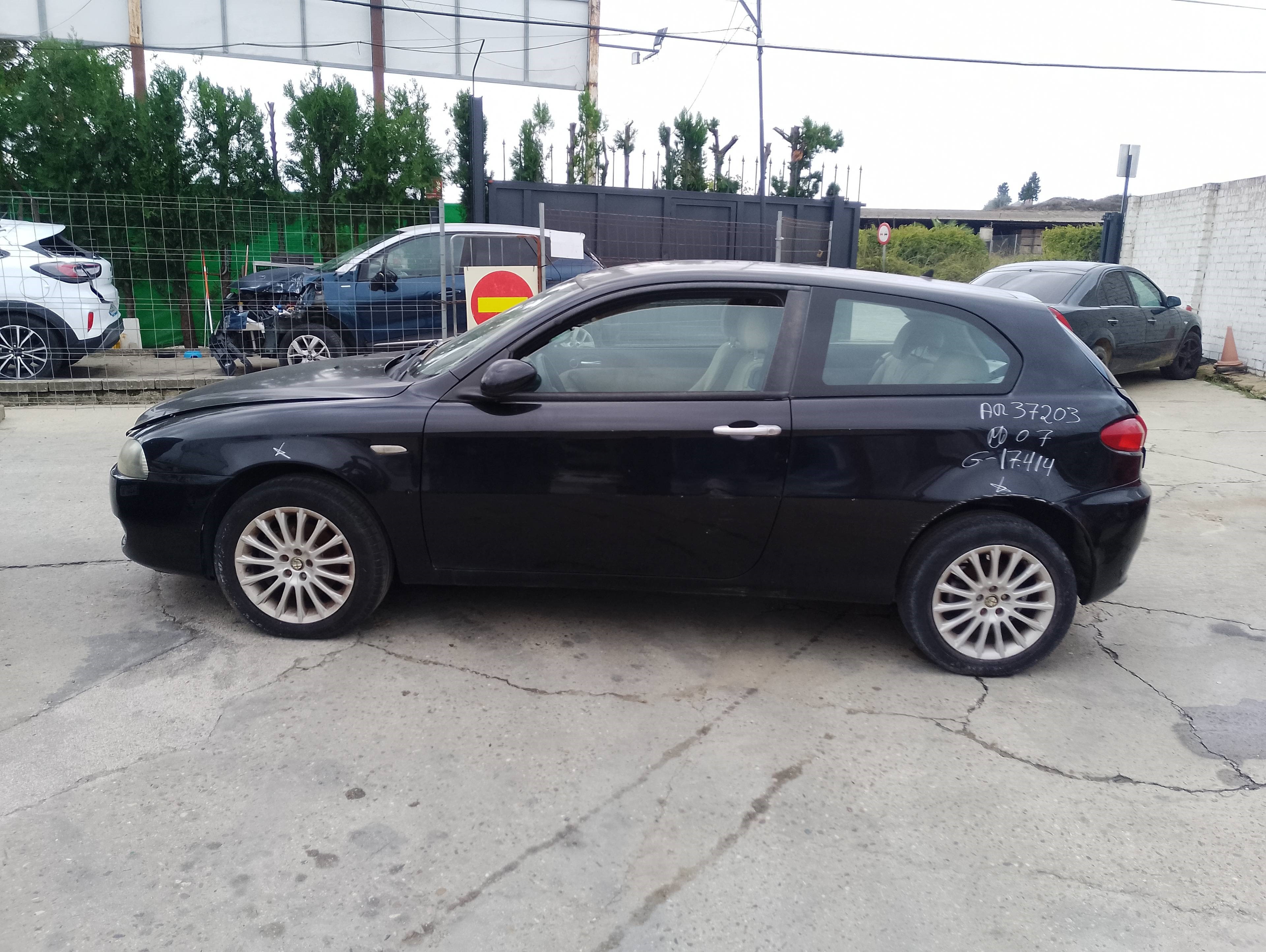 alfa romeo 147 (190) del año 2000