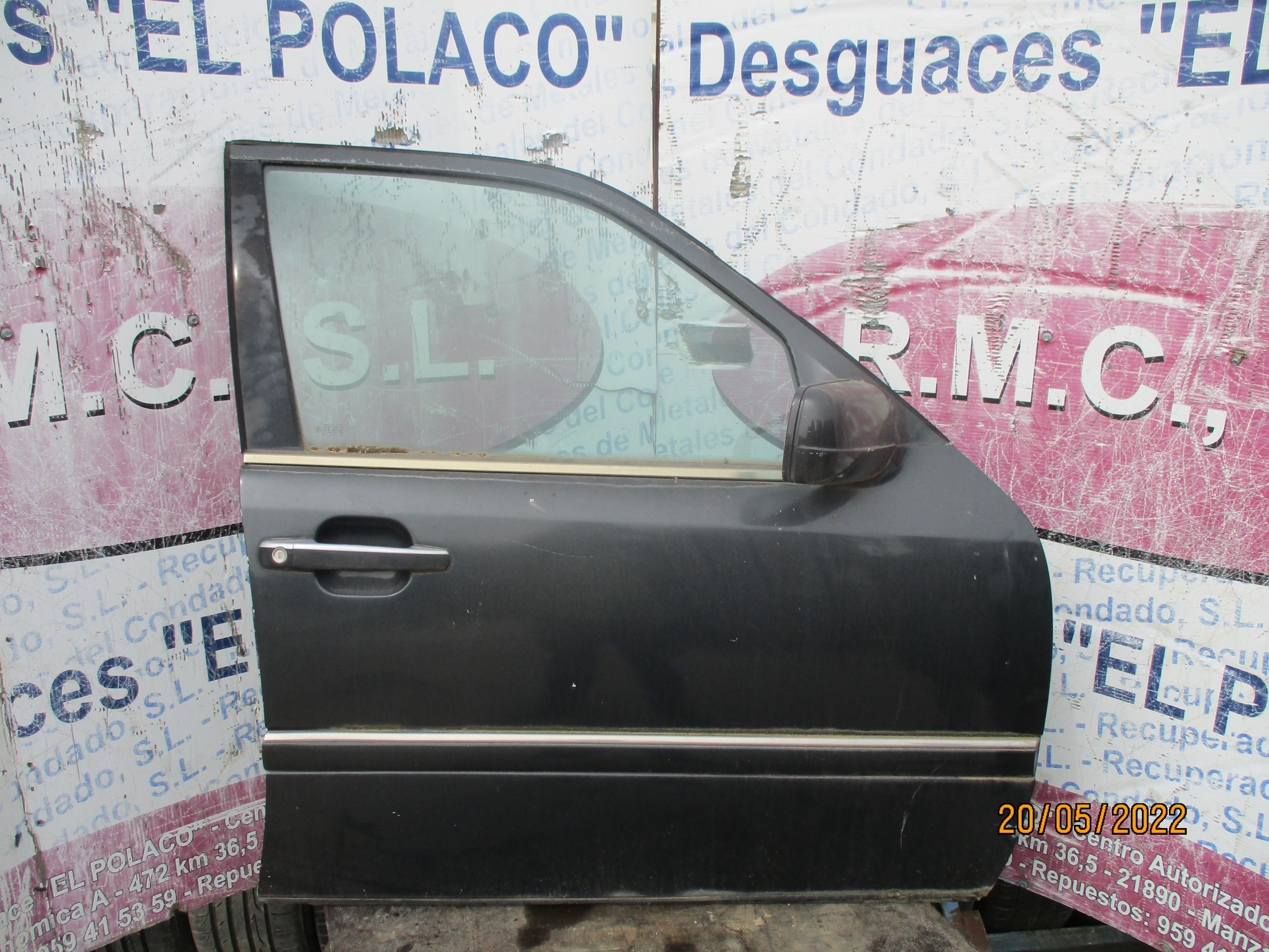 Recambio de puerta delantera derecha para mercedes-benz clase c (w202) berlina referencia OEM IAM   